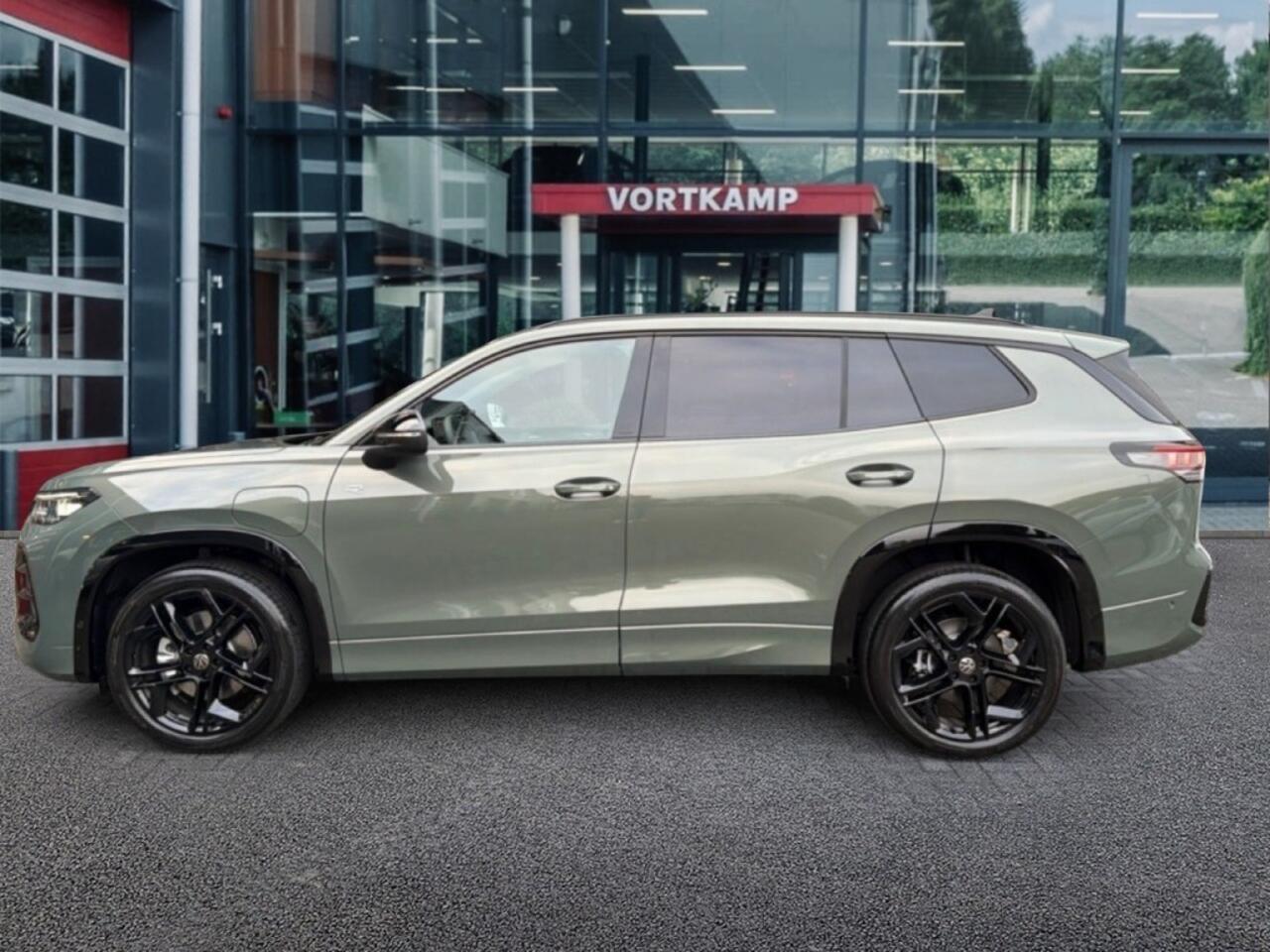 Volkswagen Tayron 1.5 TSI DSG EHYBRID 272PK R-LINE PANO.DAK/TREKHAAK/ACC/H+K/CAMERA/NAVI/CARPLAY