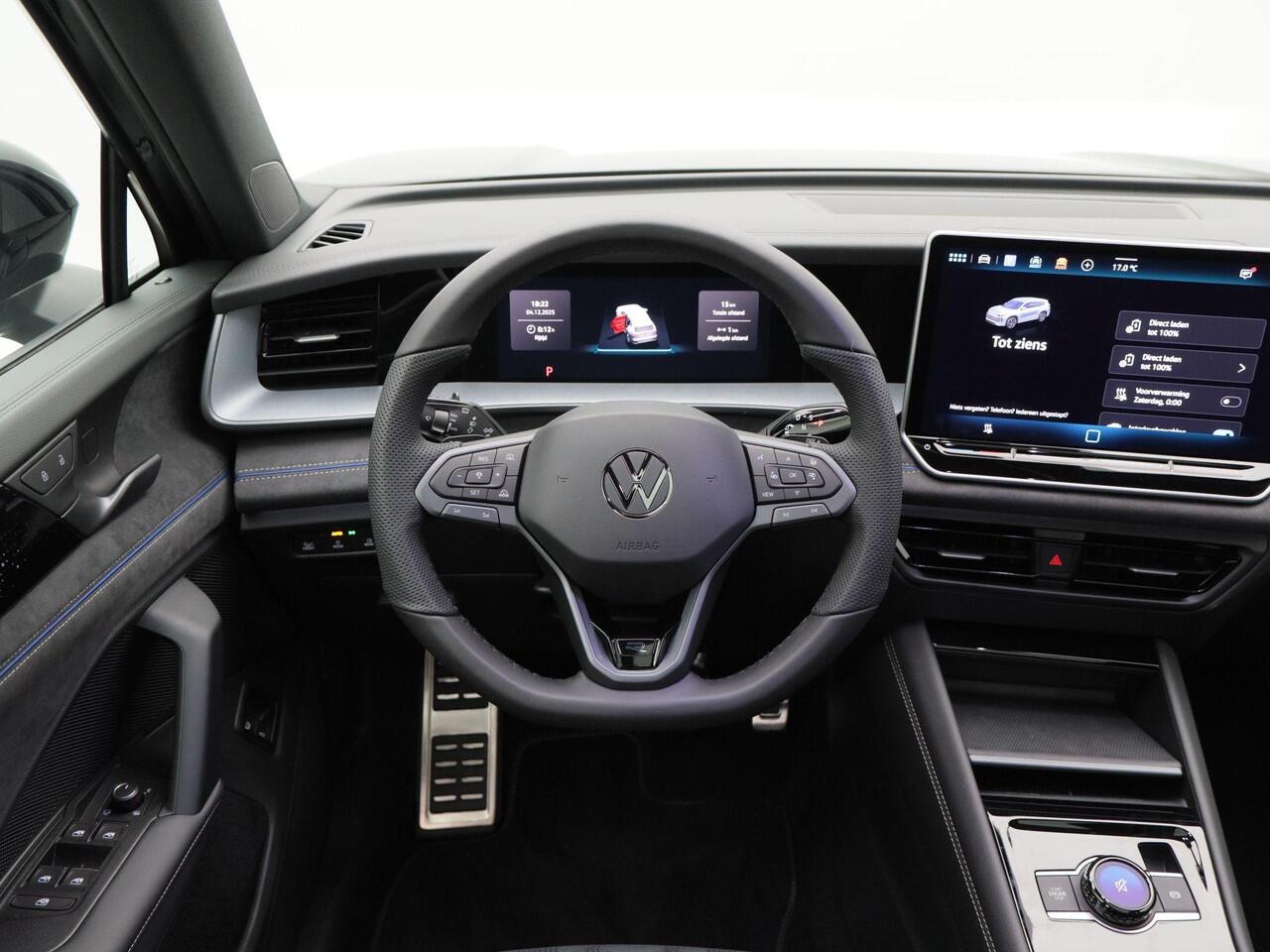 Volkswagen Tayron 1.5 eHybrid 272 Pk Automaat R-Line Edition | Black Style | Panoramadak | Trekhaak | 20 Inch | Full LED | 360 Camera