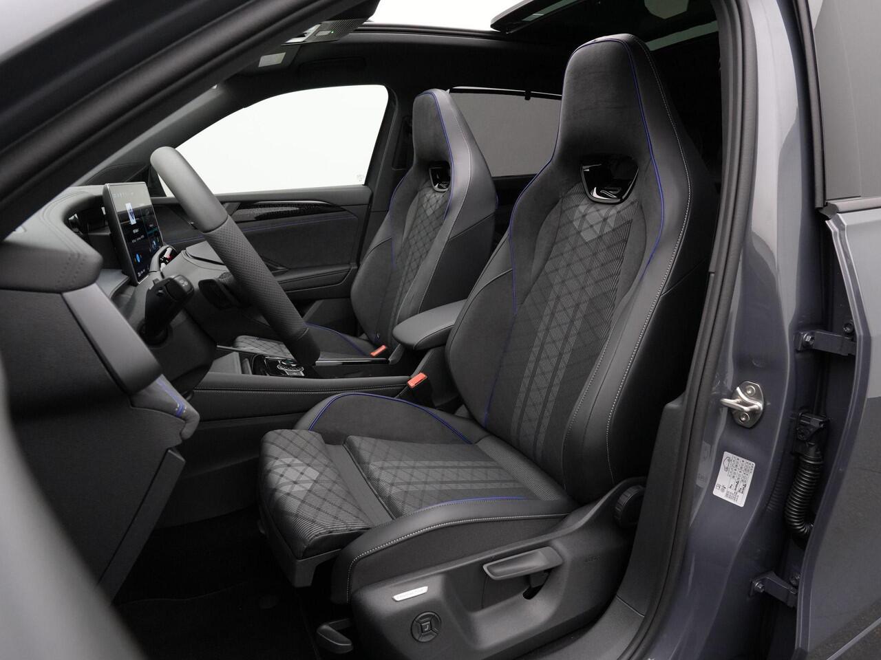 Volkswagen Tayron 1.5 TSI eHybrid 272 pk DSG R-Line Edition | Panoramadak | Adaptief onderstel | Achteruitrijcamera | Stuur-/stoelverwarming