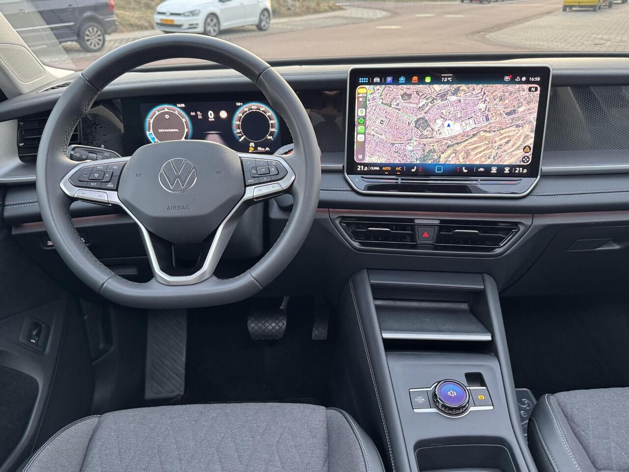 Volkswagen Tayron 1.5 eTSI Life Edition 7p. 150pk Automaat | Panodak | Stoelverw. | Camera