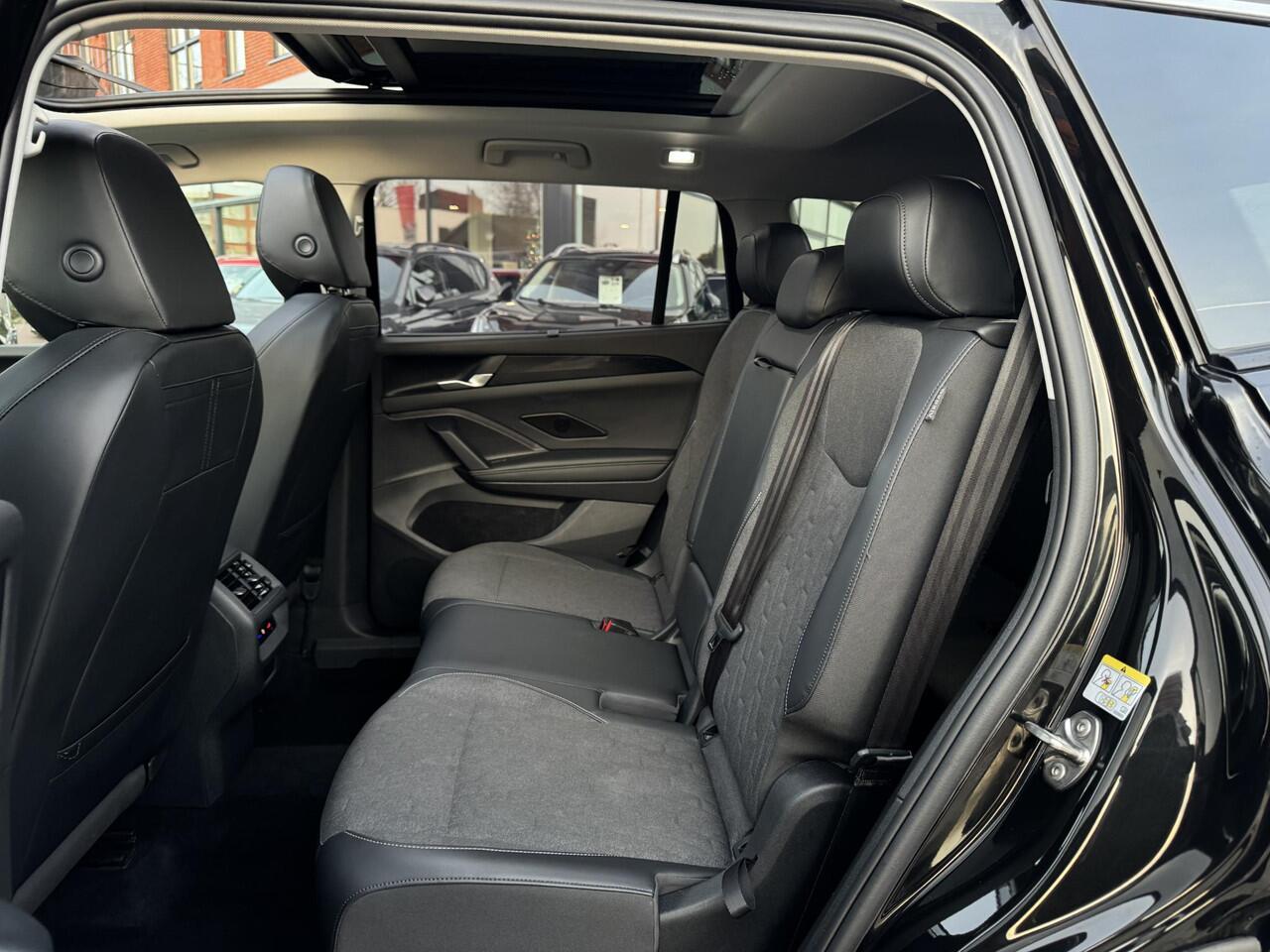 Volkswagen Tayron 1.5 eTSI Life Edition 7p. 150pk Automaat | Panodak | Stoelverw. | Camera