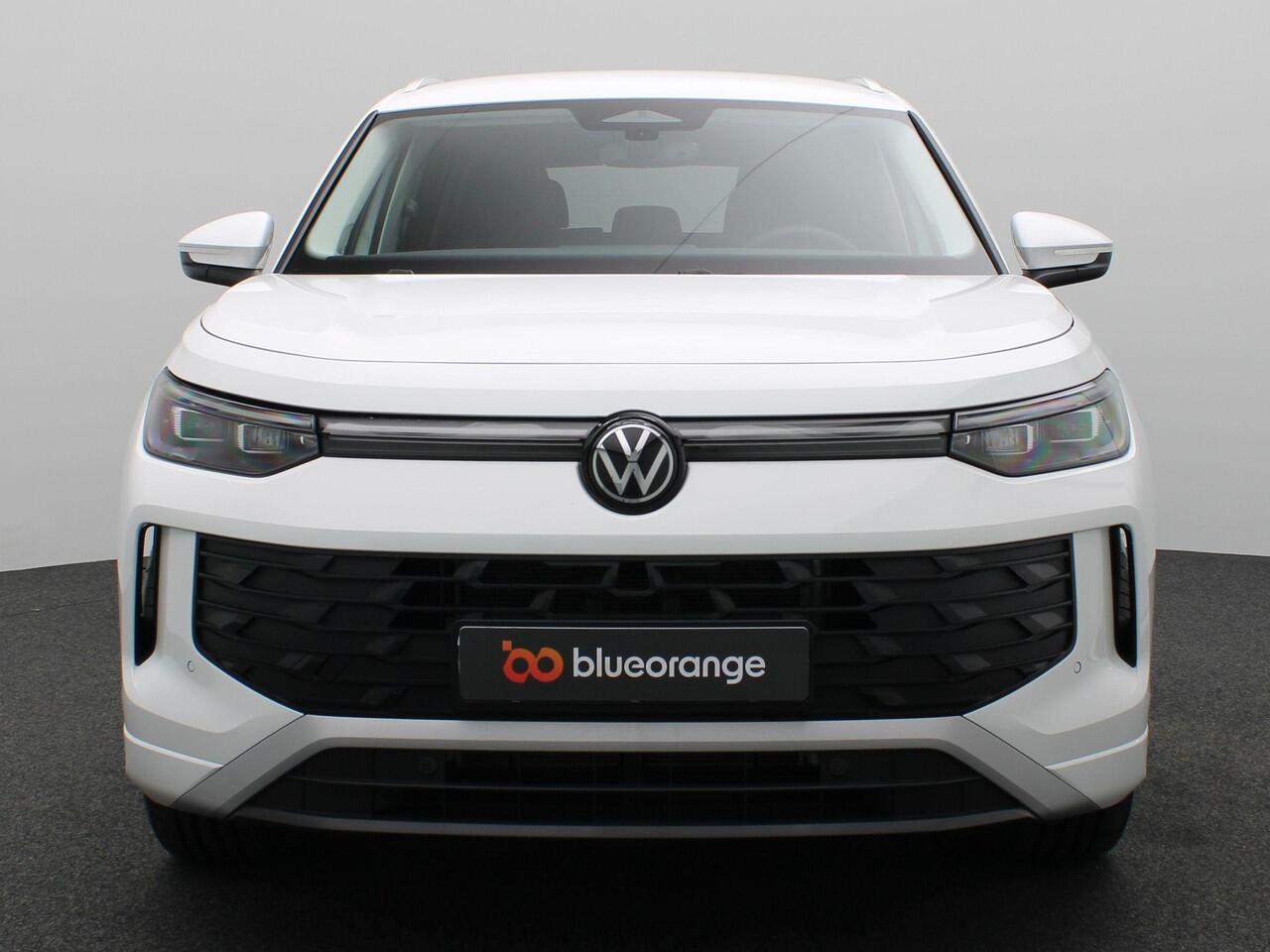 Volkswagen Tayron 1.5 eHybrid Life Edition 204PK DSG Adaptieve Cruise Controle, 19" LM Velgen, Navi via Apple Carplay/Android Auto, Stoel-Stuurverwarming, Keyless, Side Assist, Elektr. Achterklep