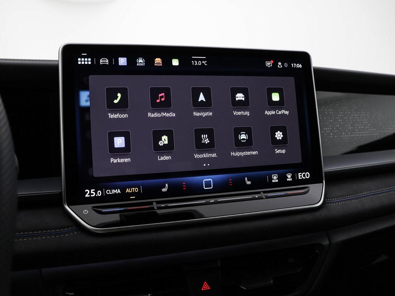 Volkswagen Tayron 1.5 eTSI 272pk PHEV DSG R-Line Edition · Camera · Panoramadak · Elek. Voorstoelen · Massage · Stoelkoeling · Keyless · 20'' Inch · Garantie t/m 14-12-2030 of 100.000km