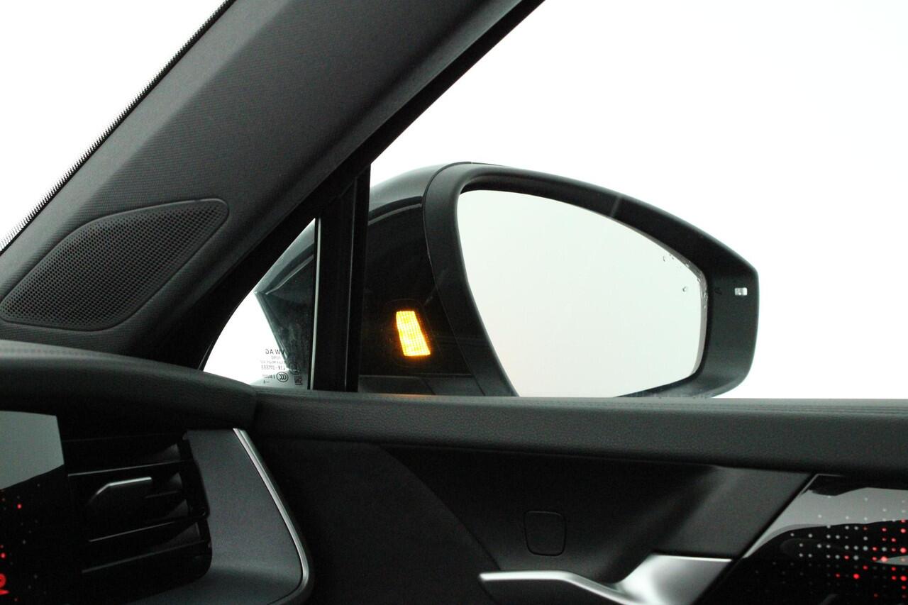 Volkswagen Tayron 1.5 272pk eHybrid R-Line Edition Panoramadak Camera Keyless Stoelverwarming Massage Carplay