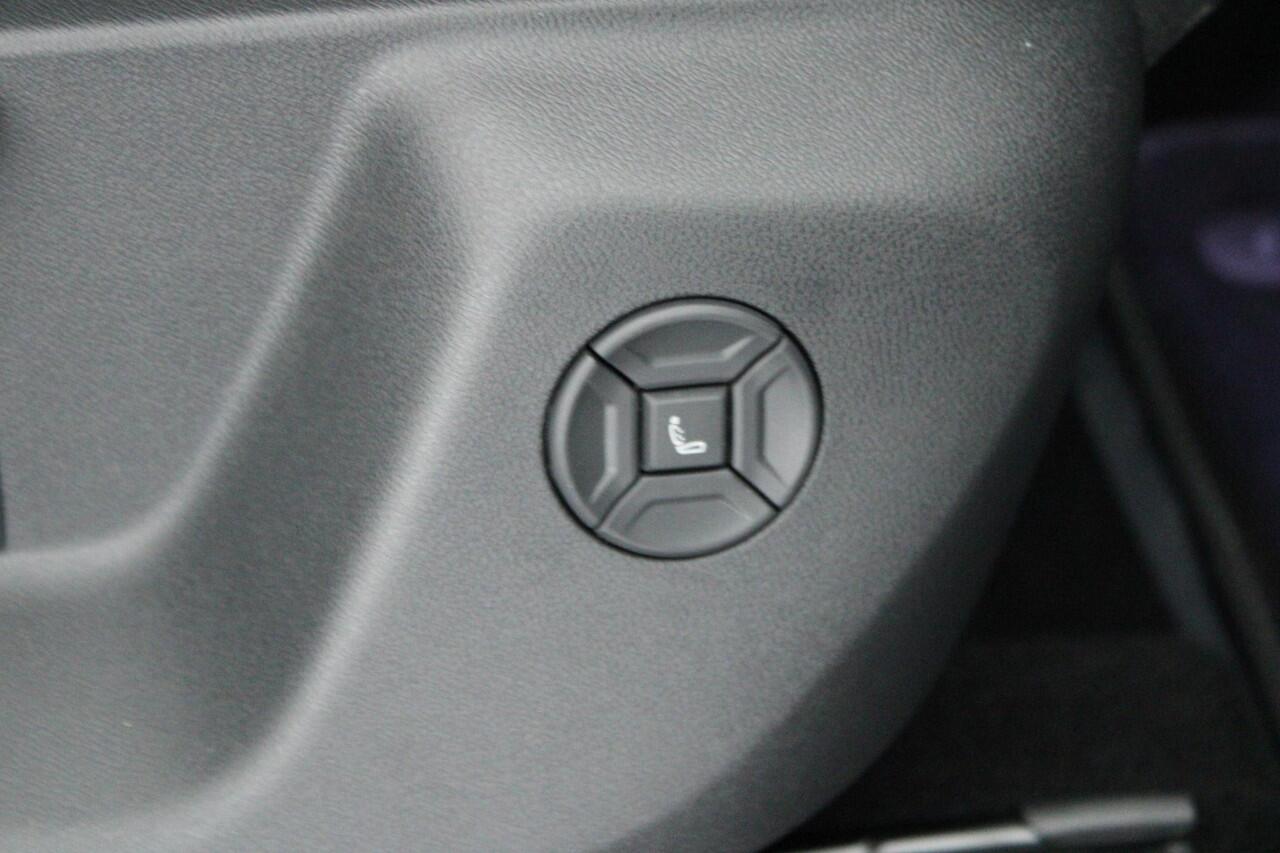 Volkswagen Tayron 1.5 272pk eHybrid R-Line Edition Panoramadak Camera Keyless Stoelverwarming Massage Carplay