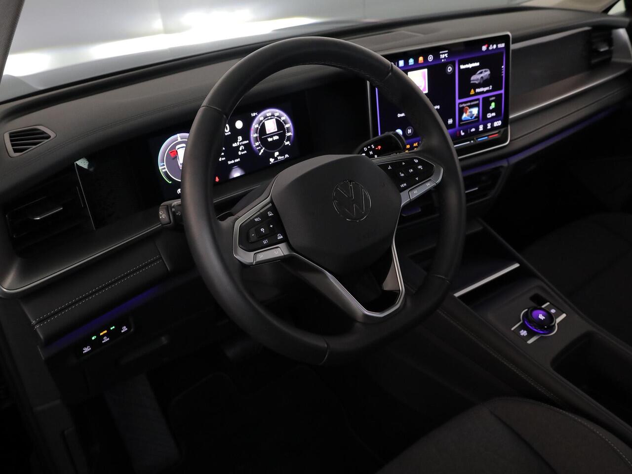 Volkswagen Tayron 1.5 eHybrid Life Edition 204PK PHEV | Verlengde garantie | Trekhaak wegklapbaar | Stoel- en stuurverwarming | 18" LM velgen |