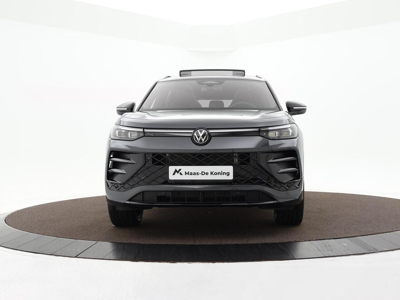 Volkswagen Tayron 1.5 eTSI 272pk DSG R-Line Edition · Panoramadak · Camera · Harman Kardon Audio · Apple/Android Car Play · 20'' Inch · Garantie t/m 08-12-2030 of 100.000km