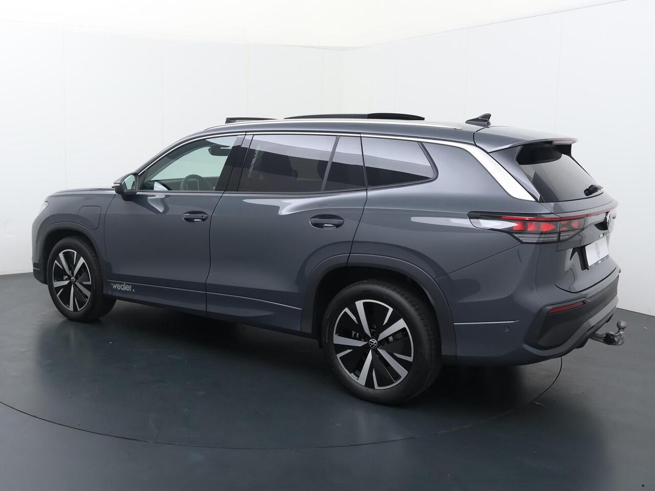 Volkswagen Tayron 1.5 eHybrid 204pk DSG Life Edition | Trekhaak wegklapbaar | Panoramadak | Stoel- & stuurwielverwarming |