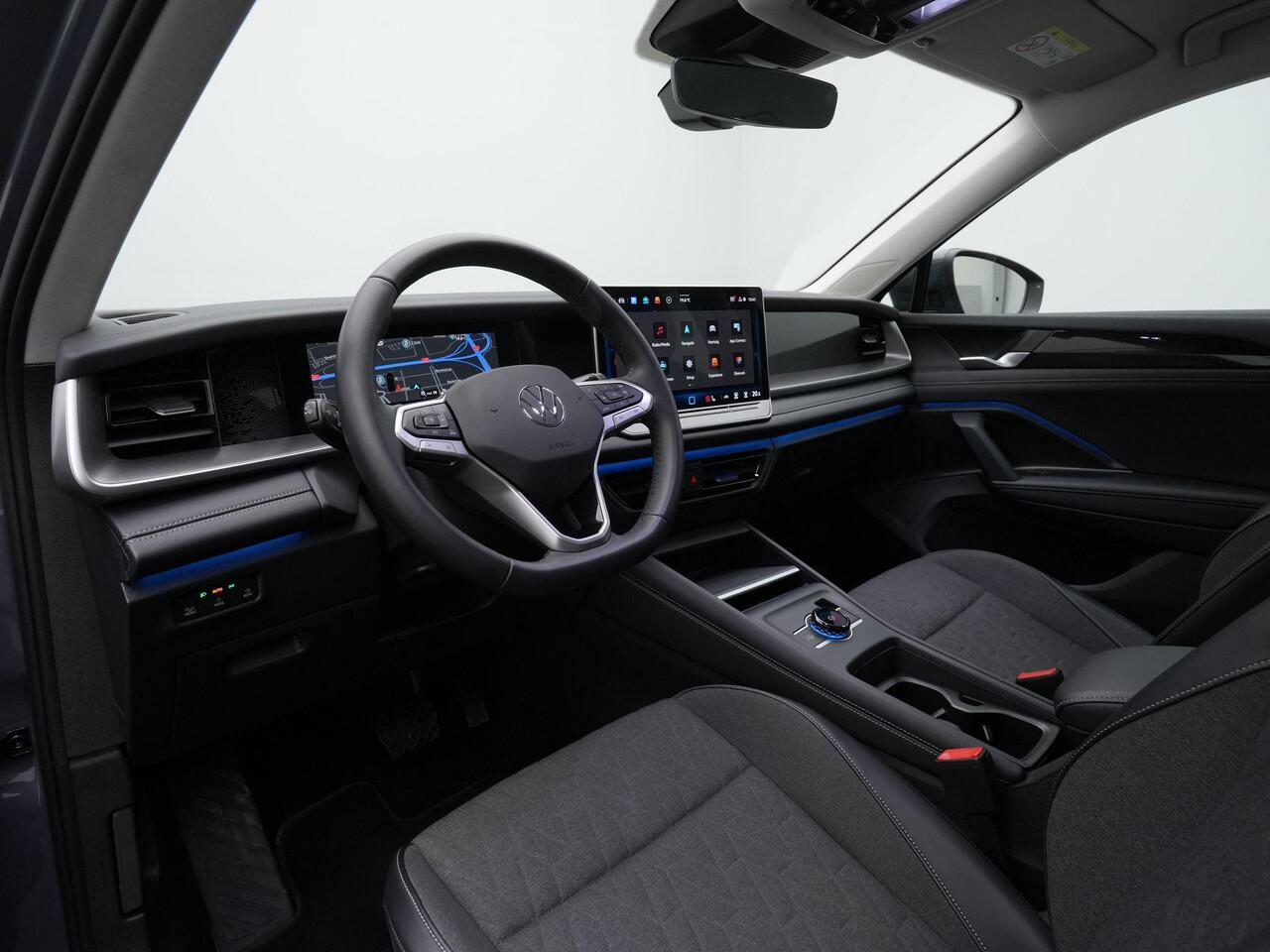 Volkswagen Tayron 7-zits 1.5 eTSI 150 pk DSG Life Edition | Trekhaak | 360 camera | IQ Light | Stuur-/stoelverwarming