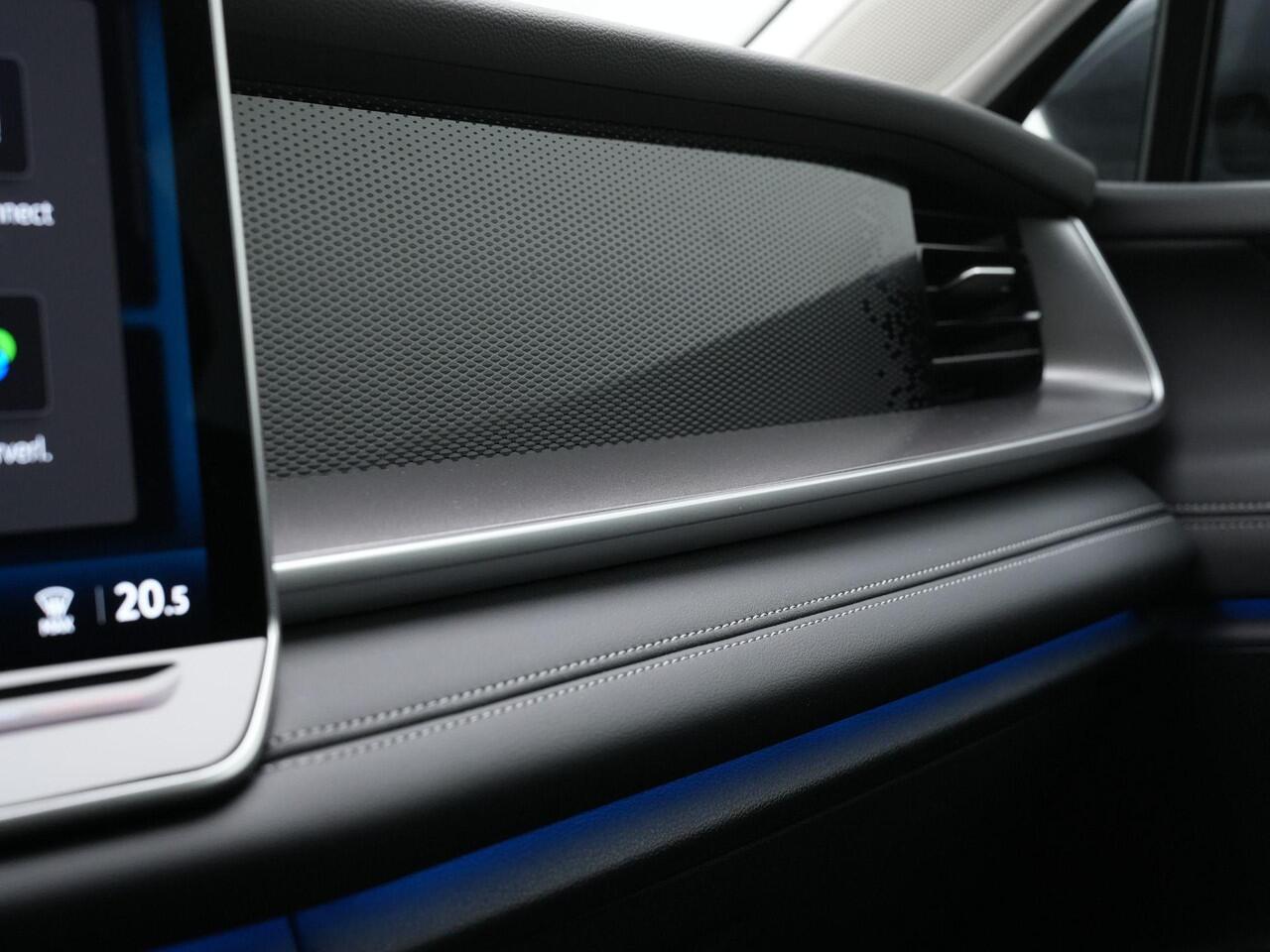 Volkswagen Tayron 7-zits 1.5 eTSI 150 pk DSG Life Edition | Trekhaak | 360 camera | IQ Light | Stuur-/stoelverwarming