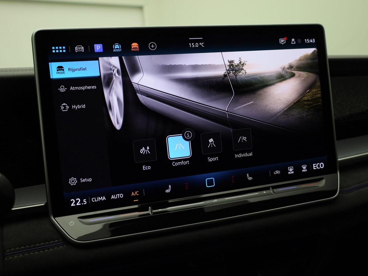 Volkswagen Tayron 1.5 eHybrid 200kW/272PK R-Line DSG · Panoramadak · 360°Camera + Parkeersensoren · Apple/Android Car Play · Garantie t/m 08-12-2030 of 100.000km