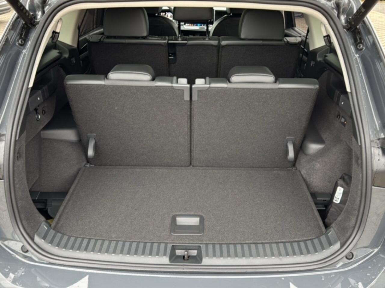 Volkswagen Tayron 1.5 eTSI DSG LIFE 7PERS/TREKHAAK/CAMERA/ELEKKLEP/ACC/STOEL+STUURVERW