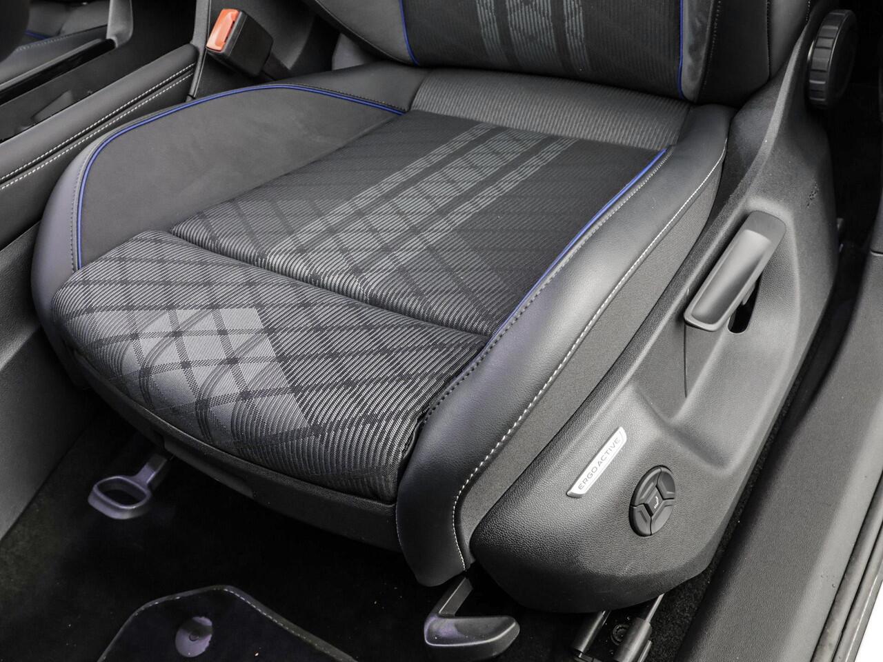 Volkswagen Tayron 1.5 eHybrid 204pk DSG R-Line Edition · Trekhaak wegklapbaar · Panoramadak · 360 Camera · Matrix LED · Dodehoeksensor · Massagefunctie · Garantie t/m 09-07-2029 of 100.000km