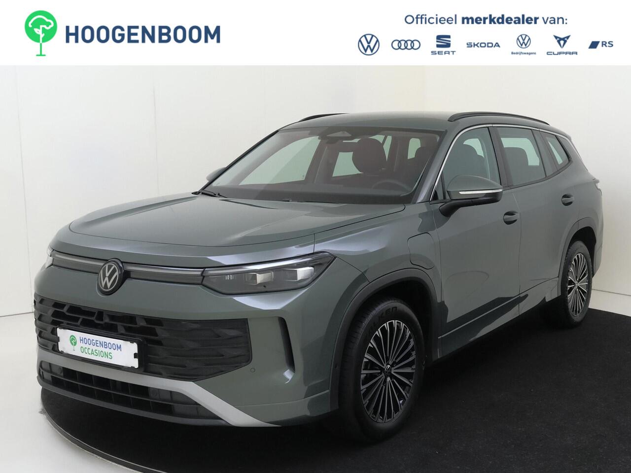 Volkswagen Tayron 1.5 eHybrid Life Edition | SoH 98% | Trekhaak | Parkeerassistent | Stoelverwarming voor en achter | Adaptieve cruise control | Dodehoek detectie | CarPlay | Stuurwiel verwarmd |