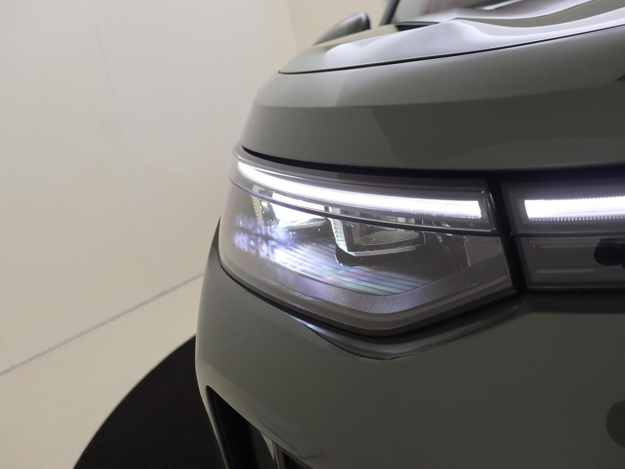 Volkswagen Tayron 1.5 eHybrid Life Edition | SoH 98% | Trekhaak | Parkeerassistent | Stoelverwarming voor en achter | Adaptieve cruise control | Dodehoek detectie | CarPlay | Stuurwiel verwarmd |