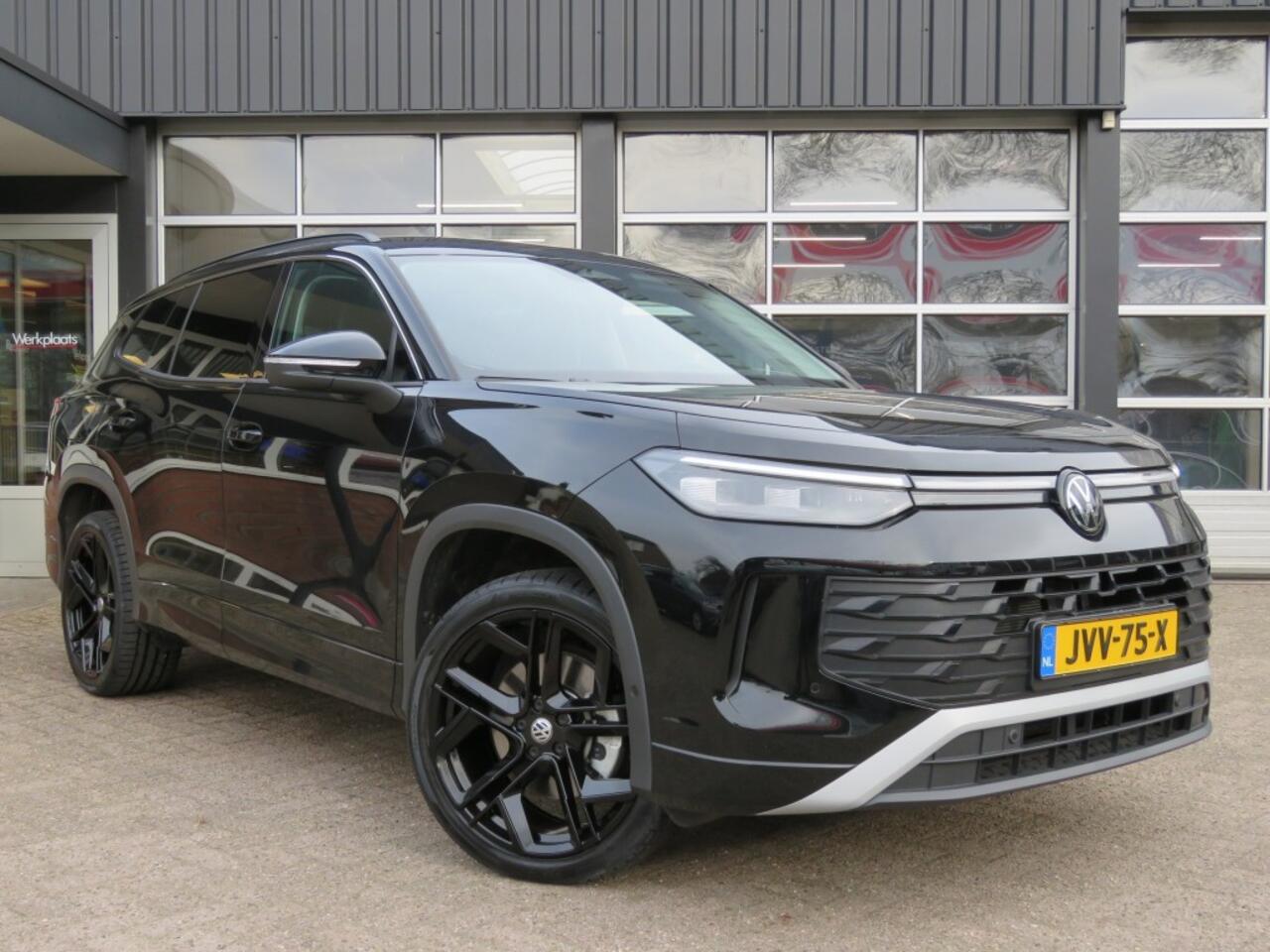 Volkswagen Tayron 1.5 eHybrid 204pk / 20 Inch / Trekhaak / IQ Light / Stoel + stuur verw. / Camera / FABRIEKS garantie