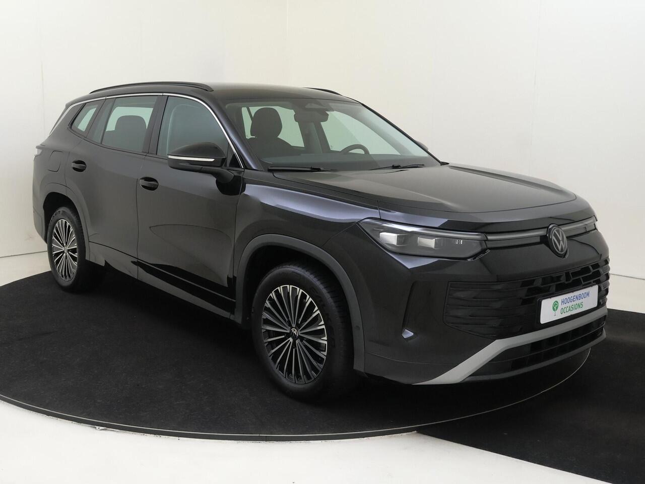 Volkswagen Tayron 1.5 eHybrid Life Edition | SoH 100% | Trekhaak | Achteruitrijcamera | Adaptieve demping systeem | Adaptieve cruise control | Dodehoek detectie | CarPlay | Stoel- en stuurwielverwarming |