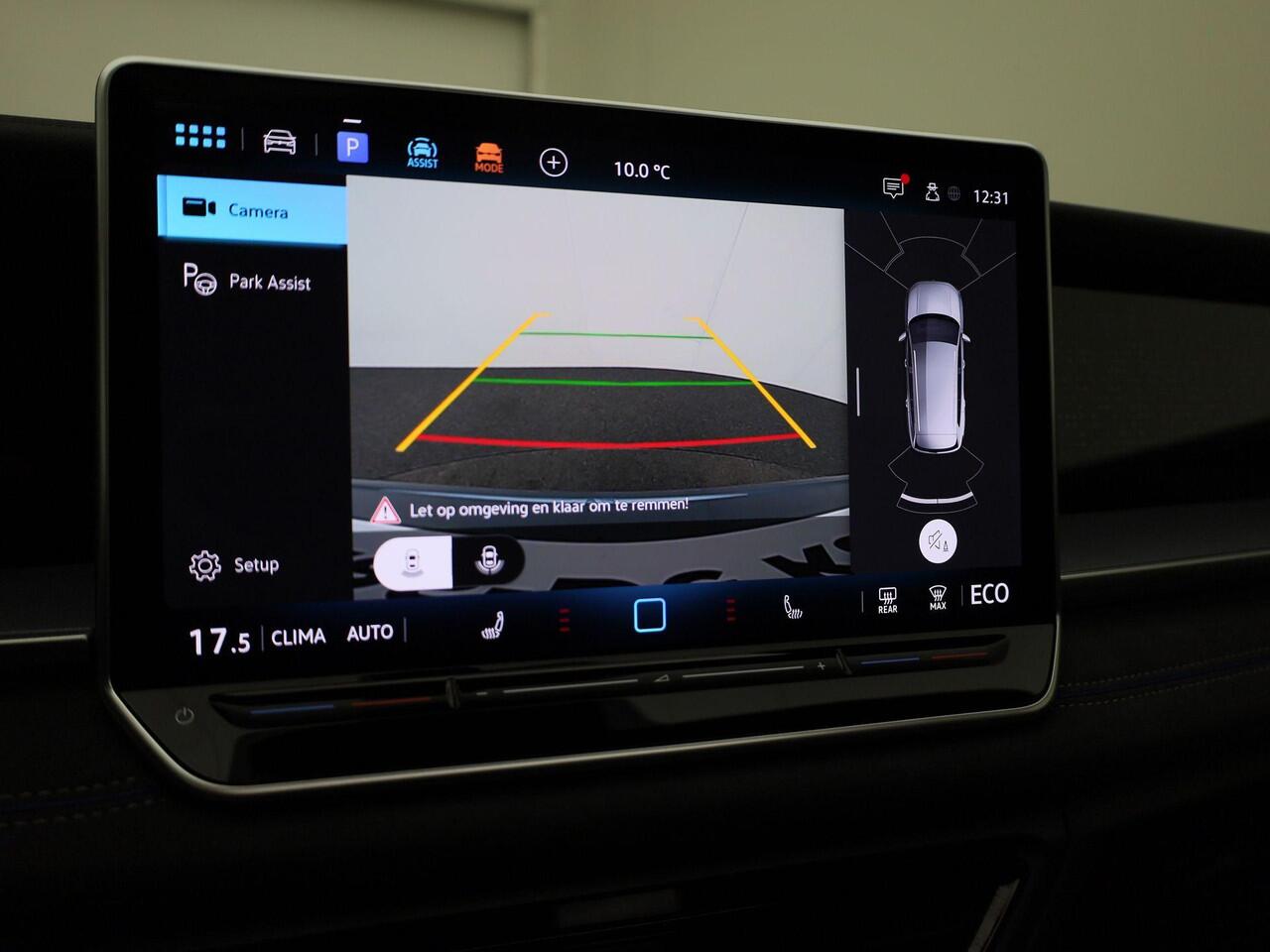 Volkswagen Tayron 1.5eHybrid 200kW/272PK R-Line Panoramadak · Apple/Android Car Play · Camera + Parkeersensoren · Garantie t/m 30-12-2030 of 100.000km