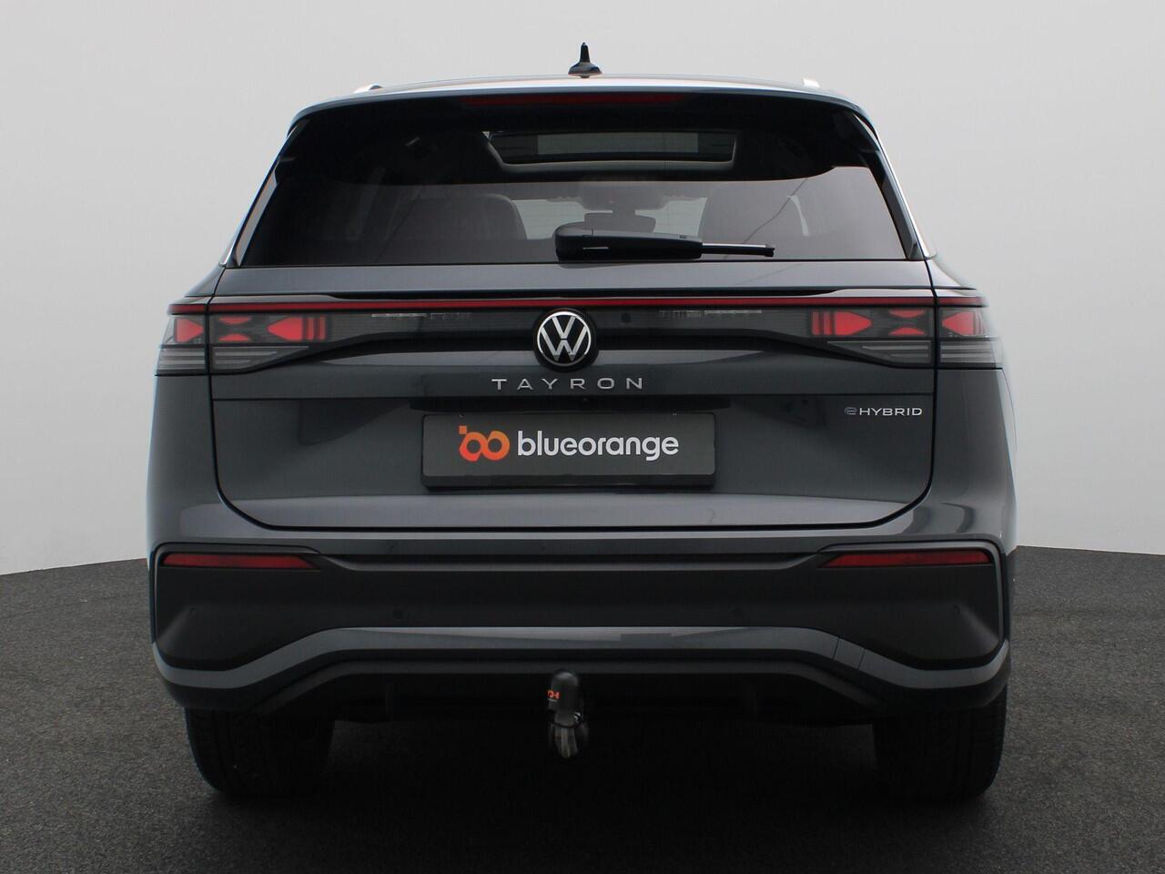 Volkswagen Tayron 1.5 eHybrid Life Edition 204PK DSG SOH 97,71%, Pano-Schuifdak, Trekhaak, 18" LM Velgen, Voorruitverwarming, Stoel-Stuurverwarming, Elektr. Achterklep, Navi via Apple Carplay/Android Auto, Keyless, Side Assist