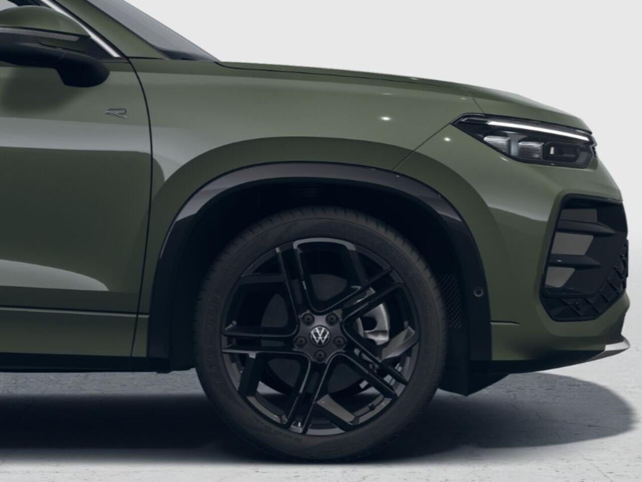 Volkswagen Tayron R-Line Edition 1.5 eHybrid 272 PK 6 versn. DSG · Assistance pakket plus · Comfort pakket · Design pakket · Trekhaak incl. aanhangermanoeuvreerhulp (trailer assist) · Incl. inruilvoordeel