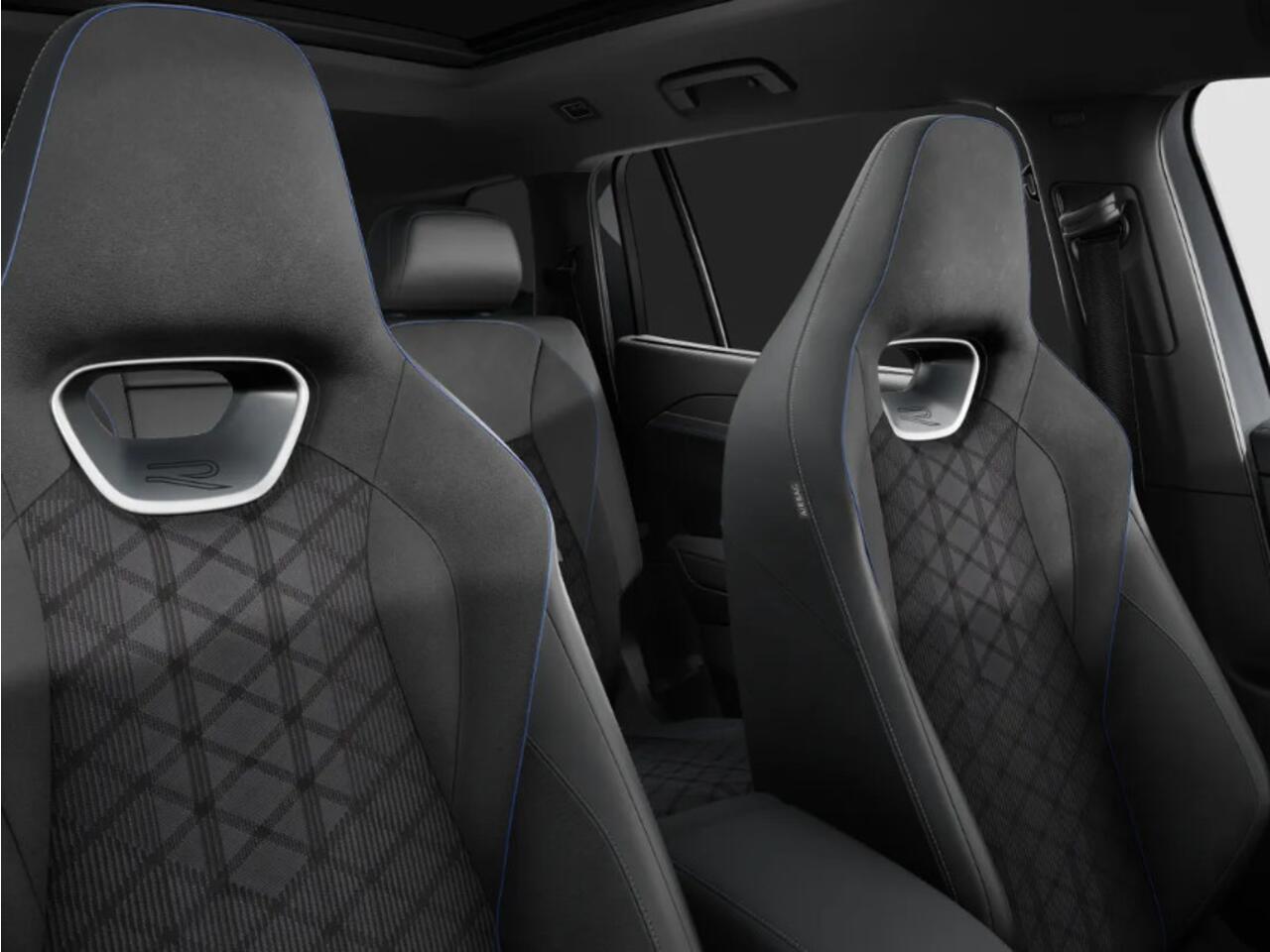 Volkswagen Tayron R-Line Edition 1.5 eHybrid 272 pk 6 versn. DSG · Comfort Pakket · Travel Pakket · Trekhaak inklapbaar, met elektrische ontgrendeling, incl. aanhangermanoeuvreerhulp Trailer Assist ·