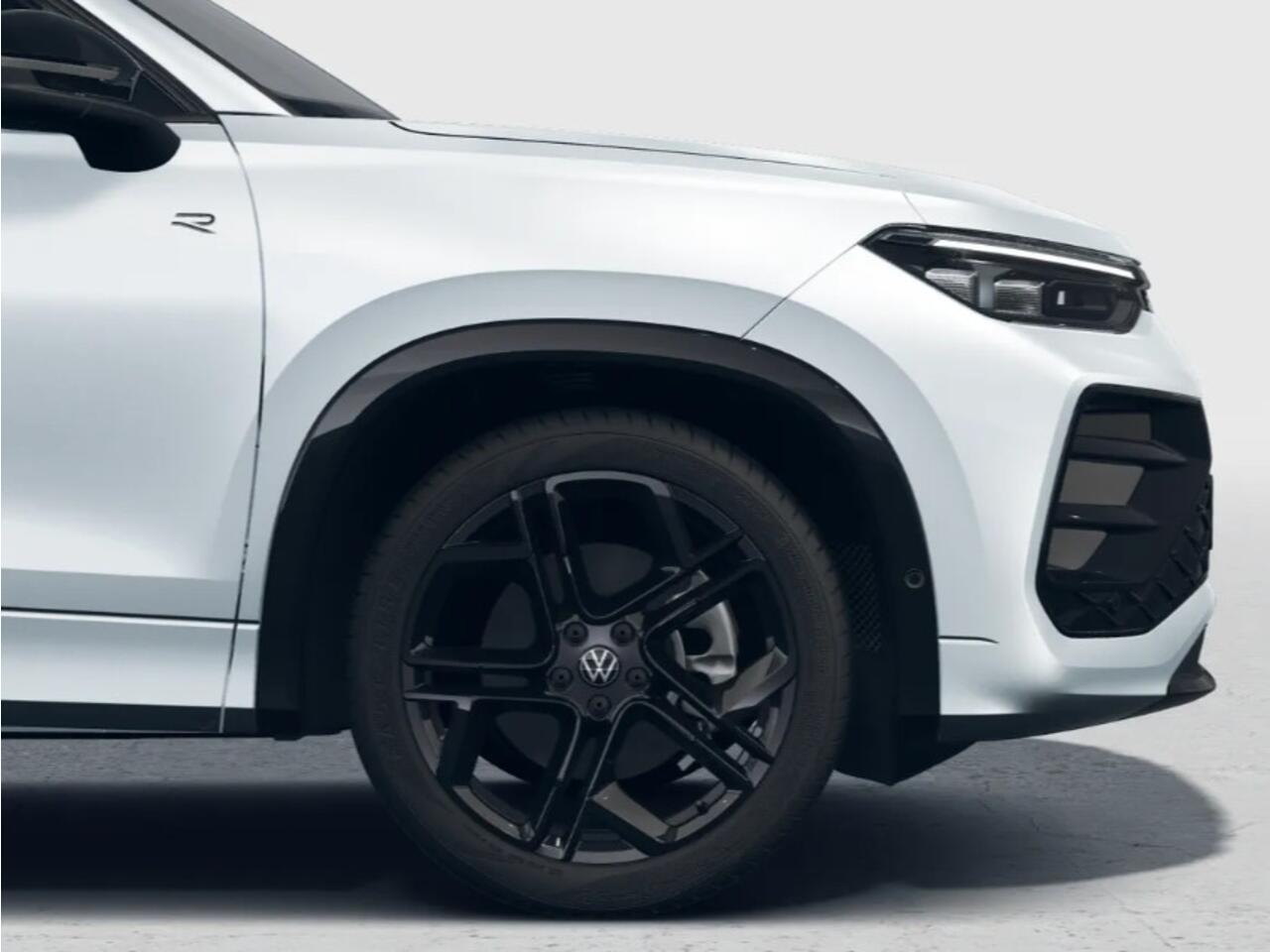 Volkswagen Tayron R-Line Edition 1.5 eHybrid 204 pk 6 versn. DSG · Black Style Pakket · Comfort Pakket · Trekhaak inklapbaar, met elektrische ontgrendeling, incl. aanhangermanoeuvreerhulp Trailer Assist ·