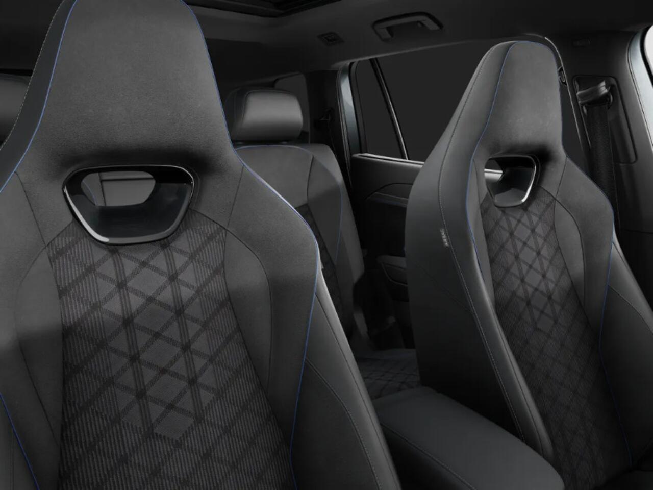 Volkswagen Tayron R-Line Edition 1.5 eHybrid 204 pk 6 versn. DSG · Black Style Pakket · Comfort Pakket · Trekhaak inklapbaar, met elektrische ontgrendeling, incl. aanhangermanoeuvreerhulp Trailer Assist ·