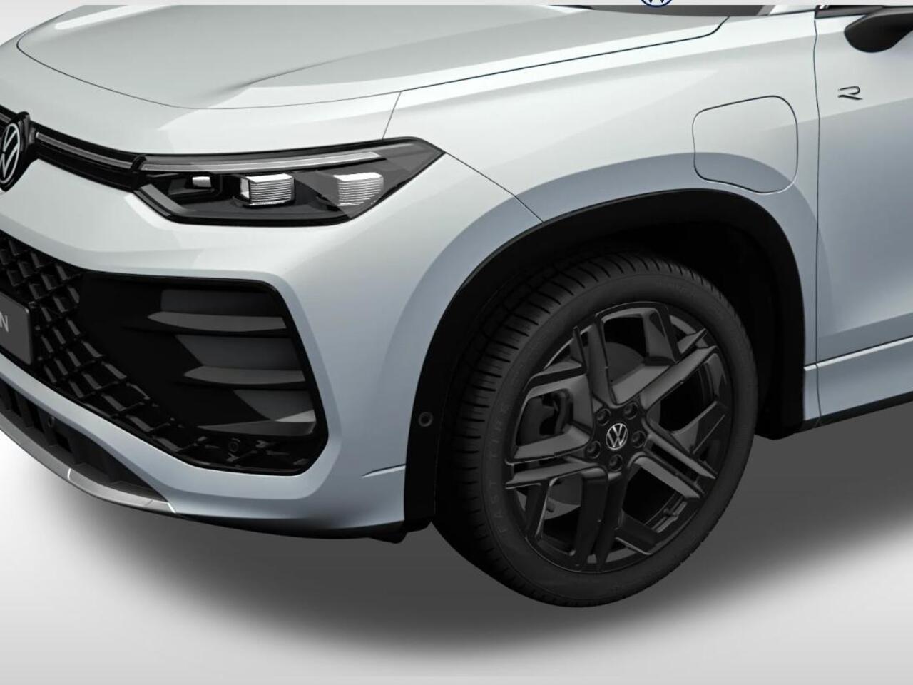 Volkswagen Tayron R-Line-Edition 1.5 eHybrid 204 pk 6 versn. DSG · Black Style Pakket · Trekhaak incl. aanhangermanoeuvreerhulp 'Trailer Assist' · Winter Pakket ·