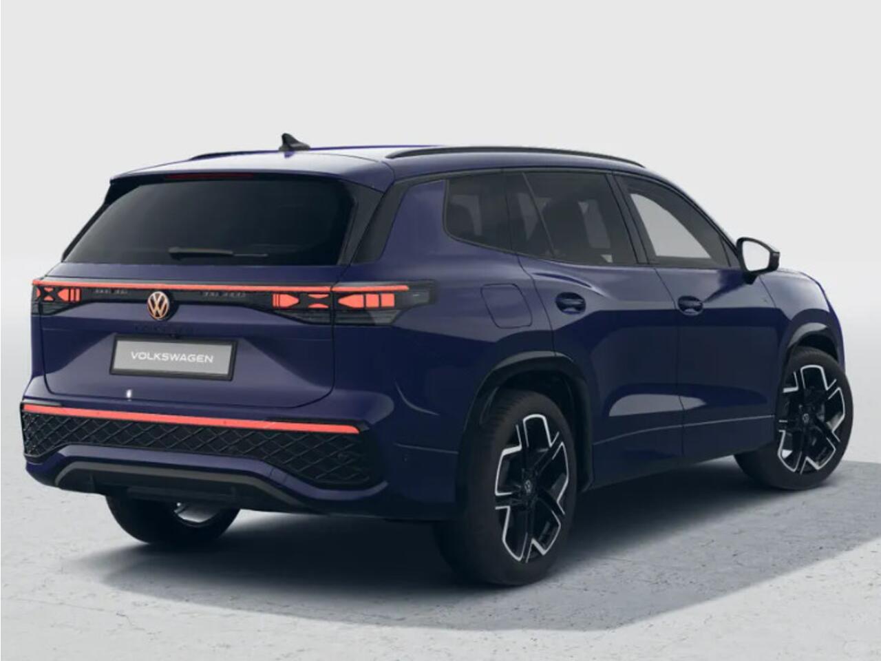 Volkswagen Tayron 1.5 eHybrid R-Line Edition 204 pk 6 versn. DSG · Black Style Pakket · Comfort Pakket · Trekhaak inklapbaar, met elektr. ontgrendeling, incl. aanhangermanoeuvreerhulp Trailer Assist ·