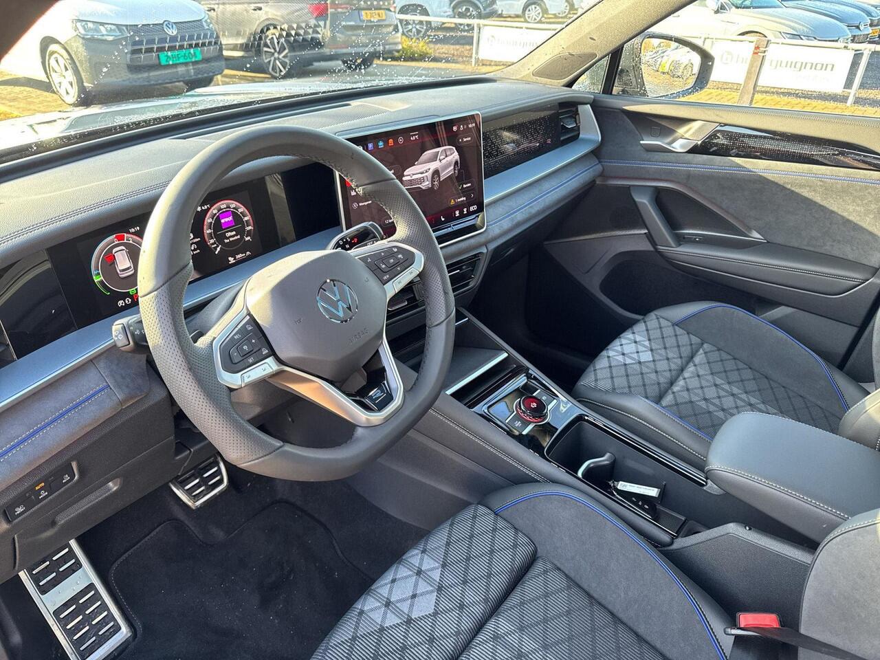 Volkswagen Tayron 1.5 eHybrid R-Line | Panorama dak | Trekhaak | PHEV |