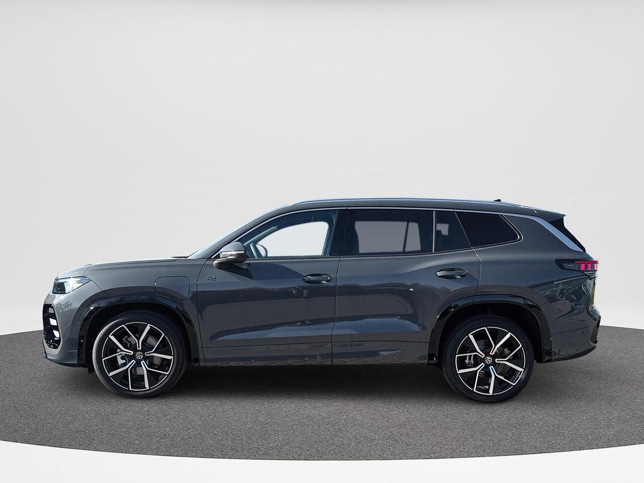 Volkswagen Tayron 1.5 eHybrid R-Line | Panorama dak | Trekhaak | PHEV |