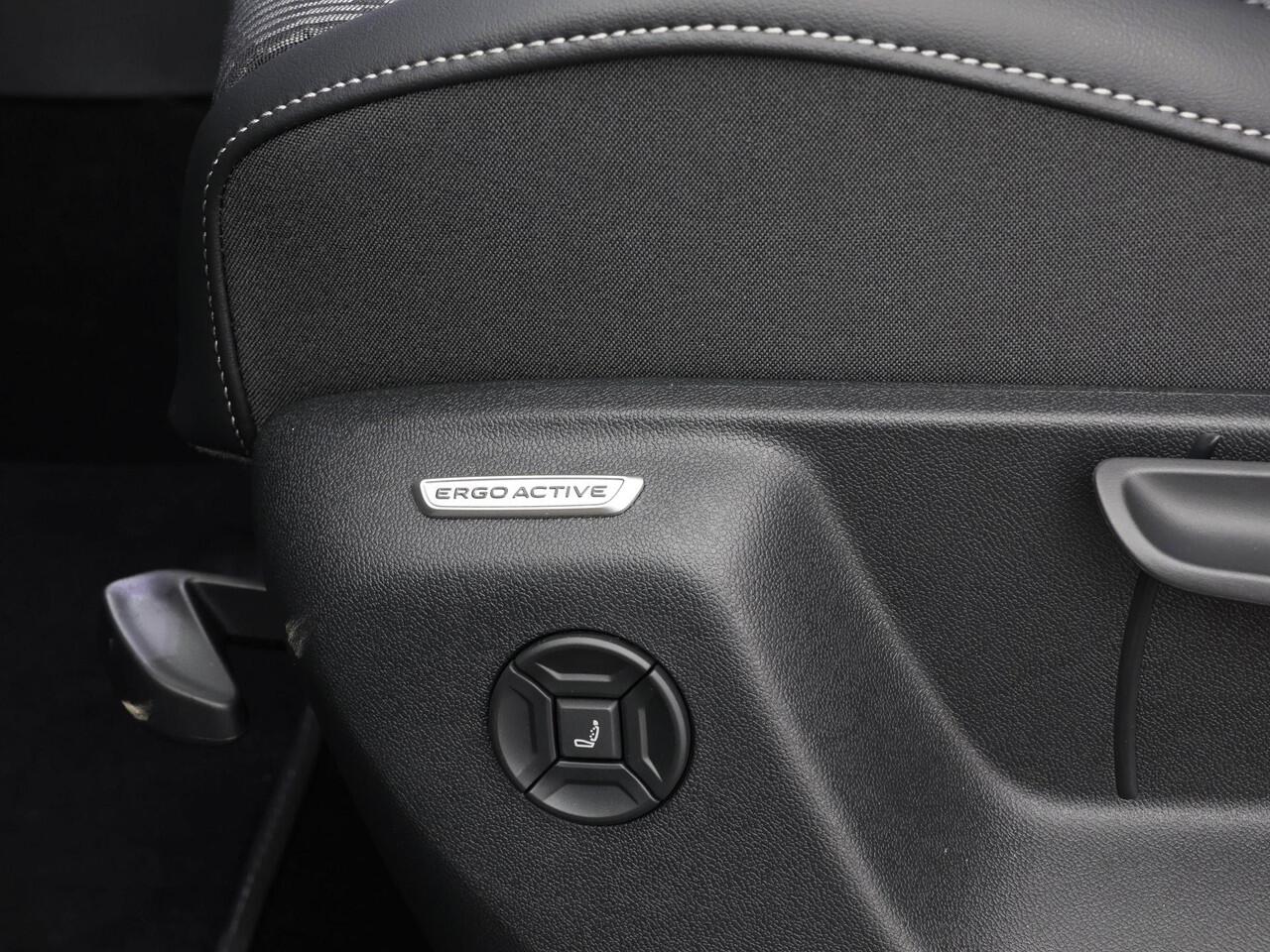 Volkswagen Tayron 1.5 eTSI 272pk DSG R-Line Edition · Wegklapbare Trekhaak · Panoramadak · Massage · Keyless · Elek. Achterklep · 20'' Inch · Garantie t/m 30-10-2030 of 100.000km