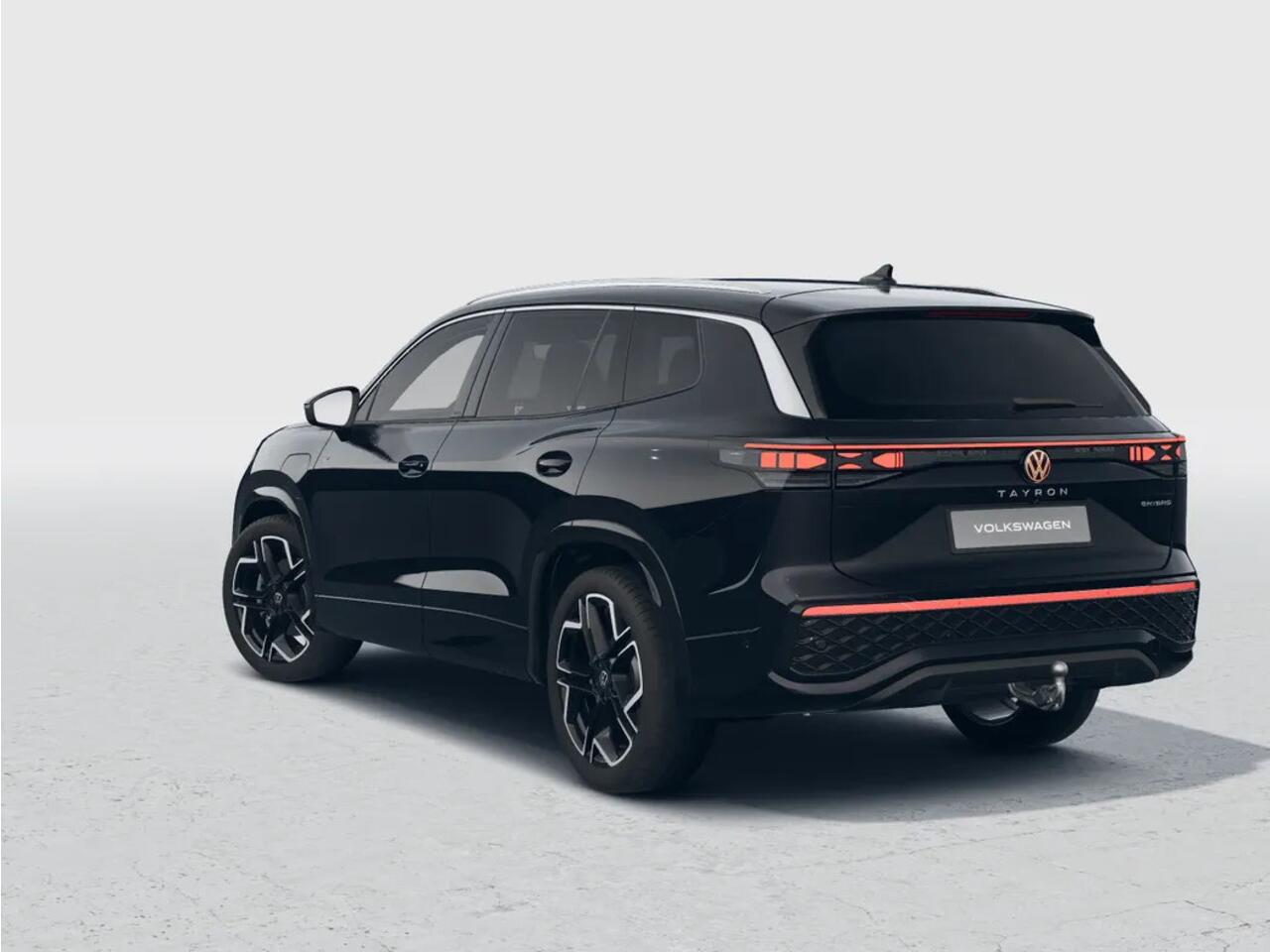 Volkswagen Tayron R-Line Edition 1.5 eHybrid 204 PK | Panoramadak | Trekhaak | Stoel & Stuurverwarming |
