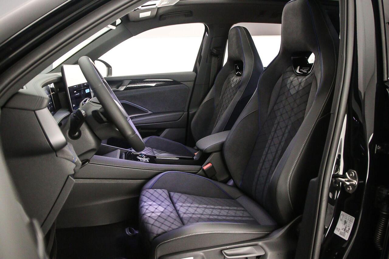 Volkswagen Tayron R-Line Edition 1.5 TSI eHybrid 272pk DSG Automaat Trekhaak, Harman Kardon audio, Panoramadak, Adaptive cruise control, Head up display, LED matrix koplampen