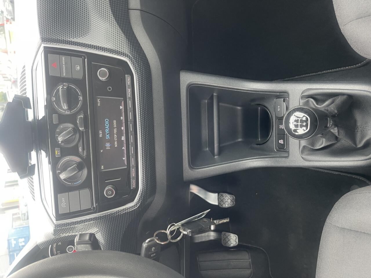 Volkswagen UP! 1.0 BMT move up!, 5x deuren, dealer onderhoud, NAP Logisch