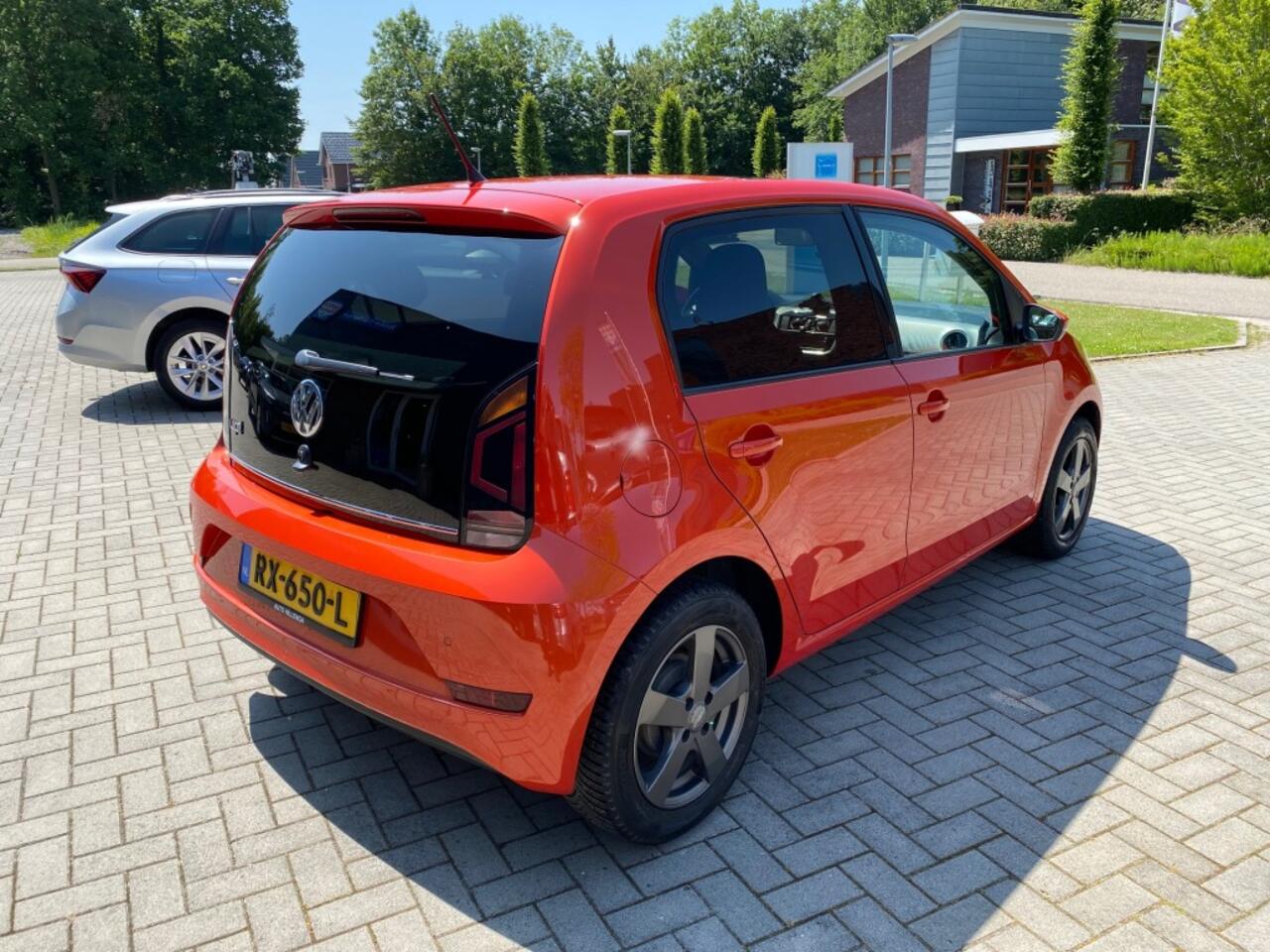 Volkswagen UP! 1.0 BMT HIGH UP!