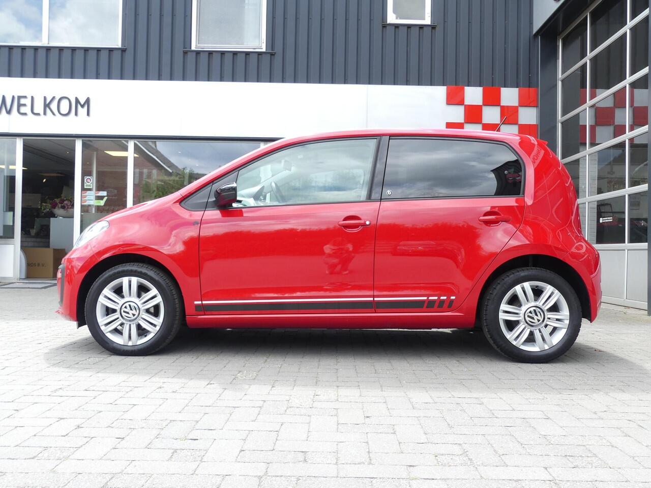 Volkswagen UP! 1.0 BMT up! Beats *t/m 10de bouwjaar garantie!