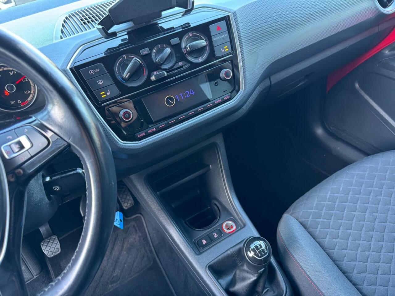 Volkswagen UP! 1.0 BMT high up!