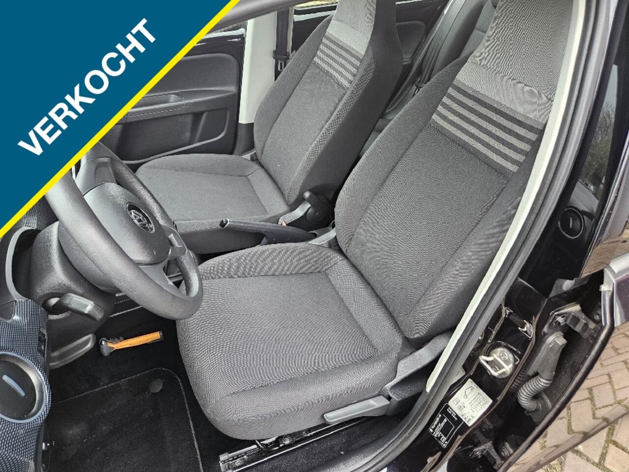 Volkswagen UP! 1.0 BMT move up!