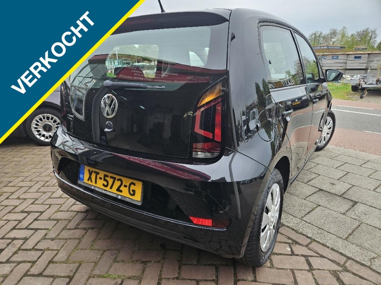 Volkswagen UP! 1.0 BMT move up!