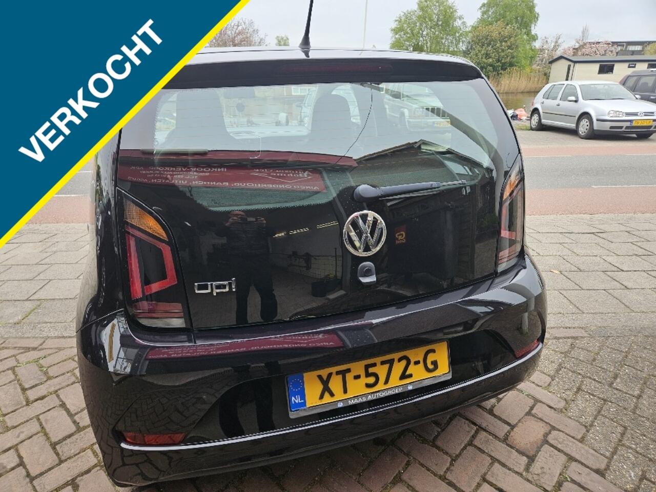 Volkswagen UP! 1.0 BMT move up!