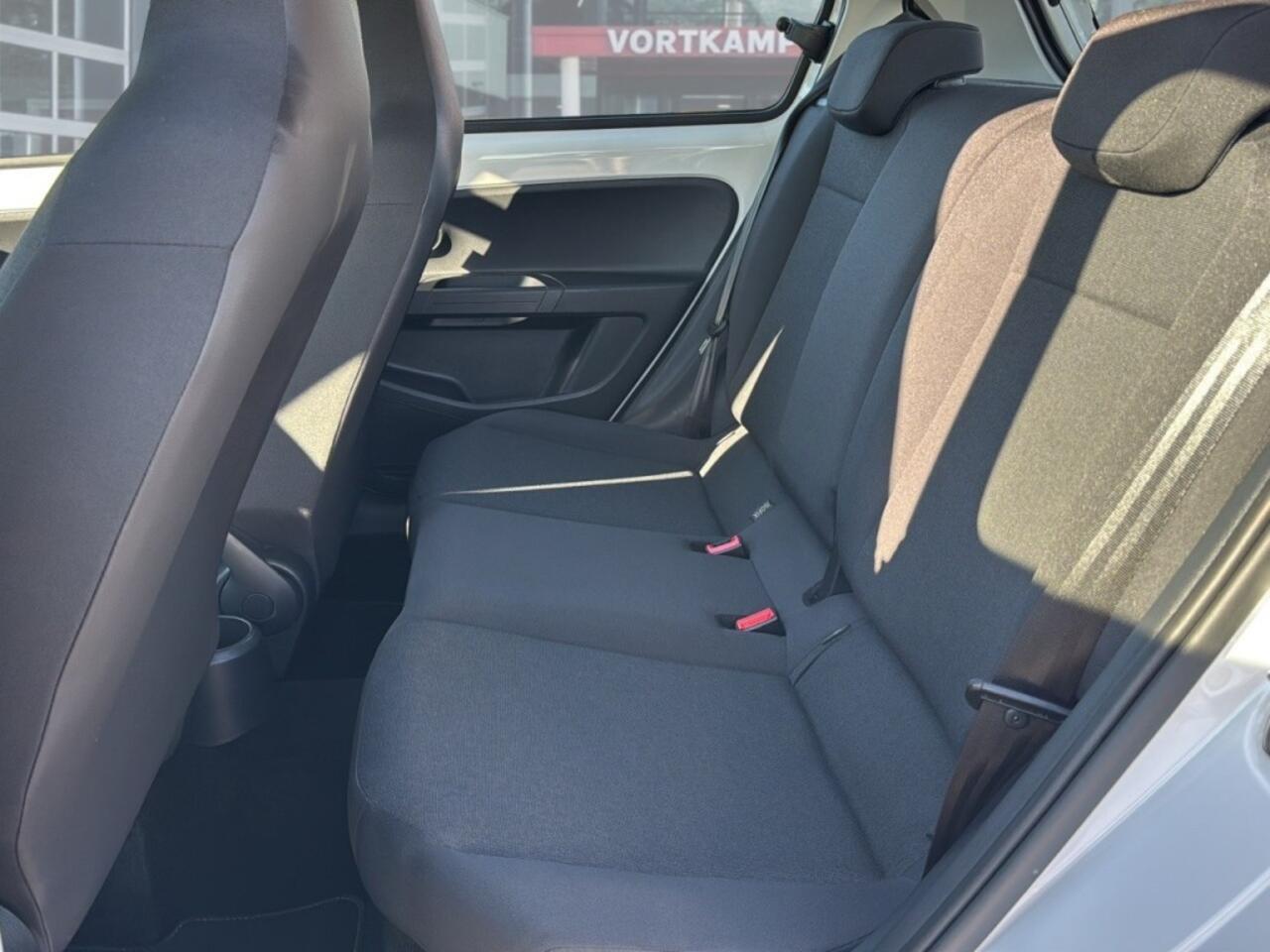 Volkswagen UP! 1.0 MOVE UP CRUISE/PDC/STOELVERW