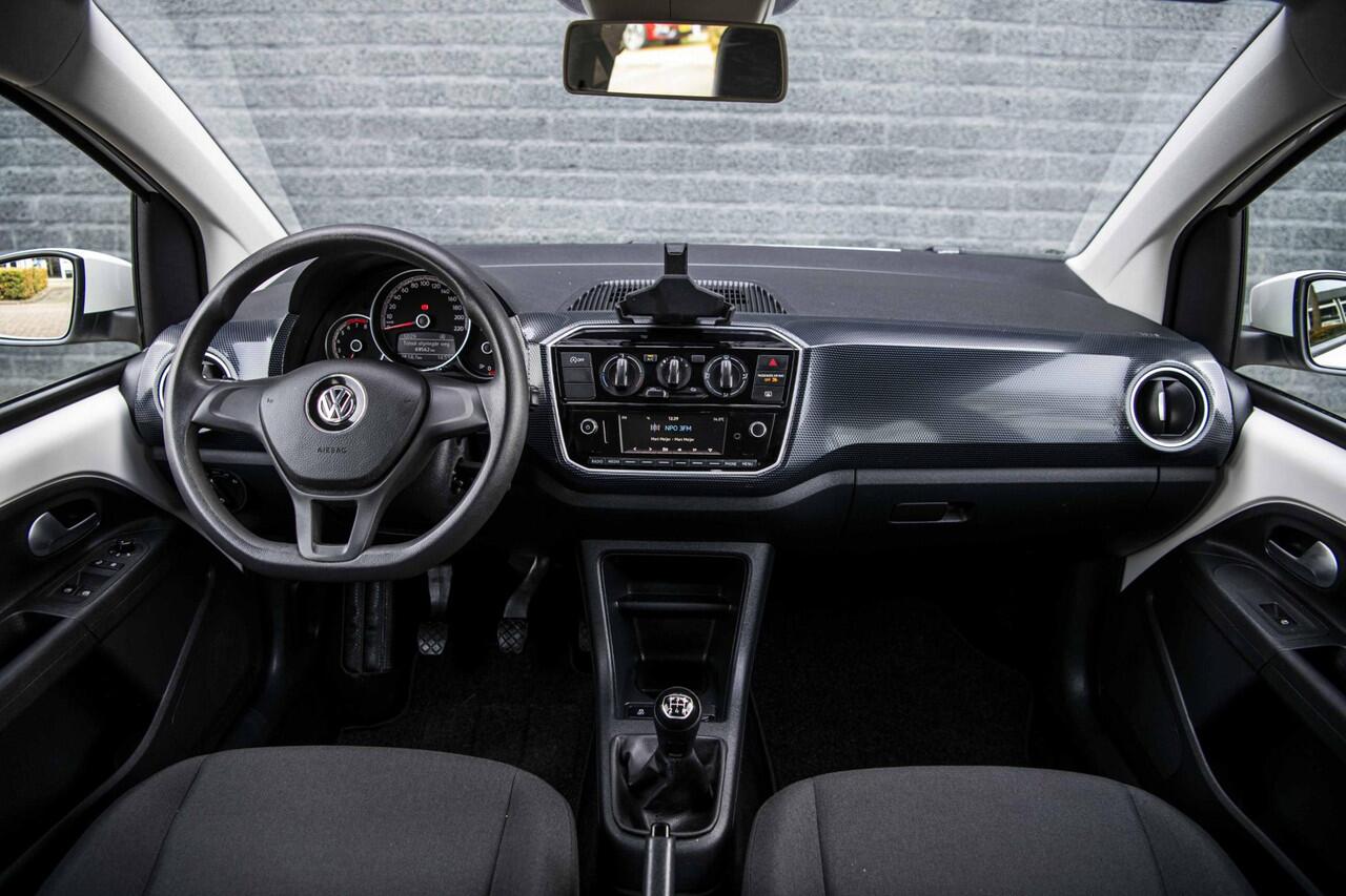 Volkswagen UP! 1.0 BMT move up! | Cruise Control | Parkeersensoren