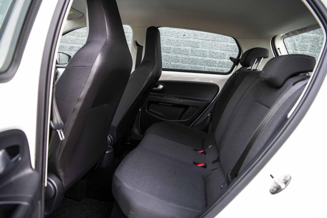 Volkswagen UP! 1.0 BMT move up! | Cruise Control | Parkeersensoren