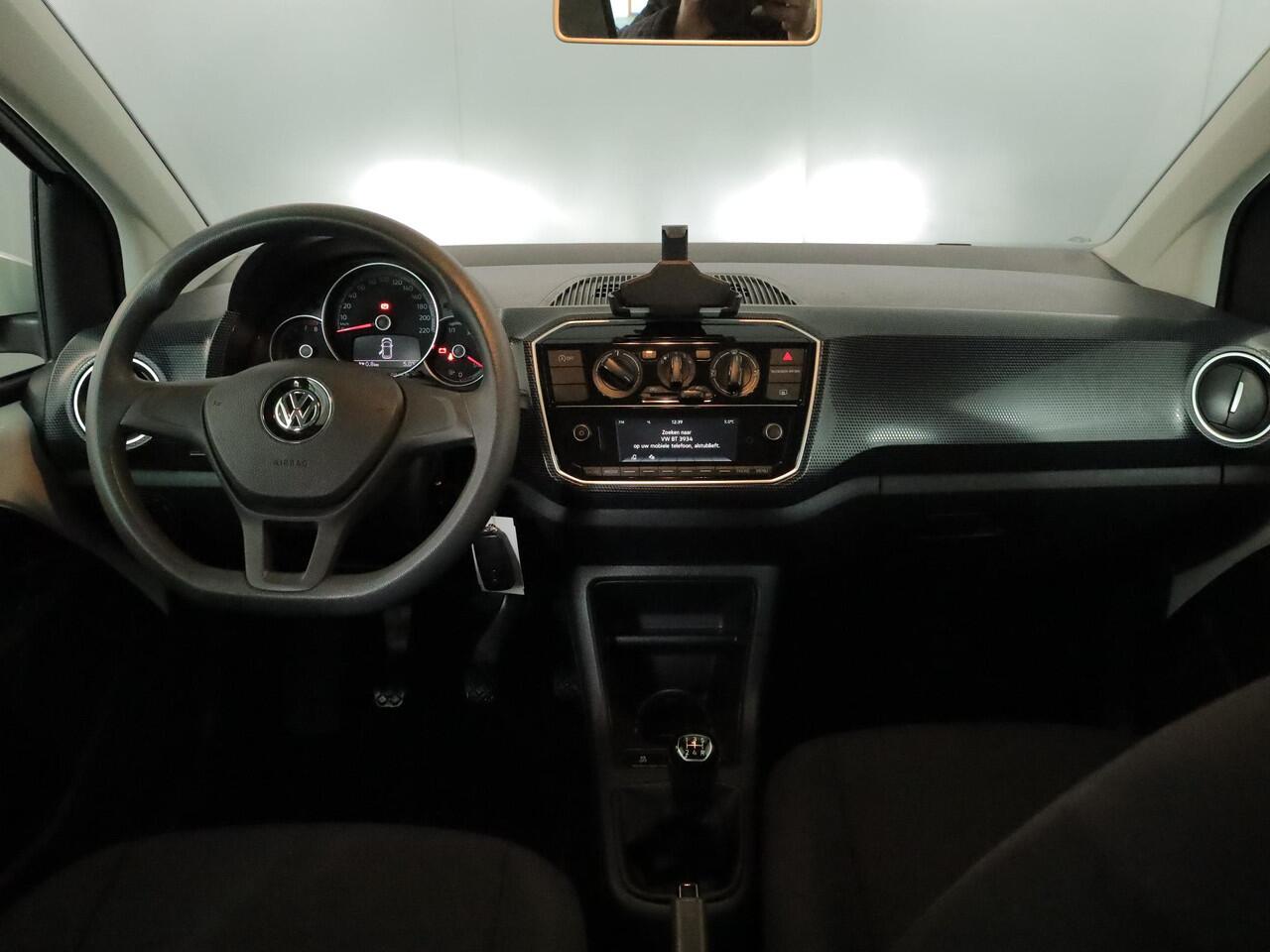 Volkswagen UP! 1.0 BMT move up! 60 pk | Navigatie via App | Airco | Elektr. spiegels | DAB radio |