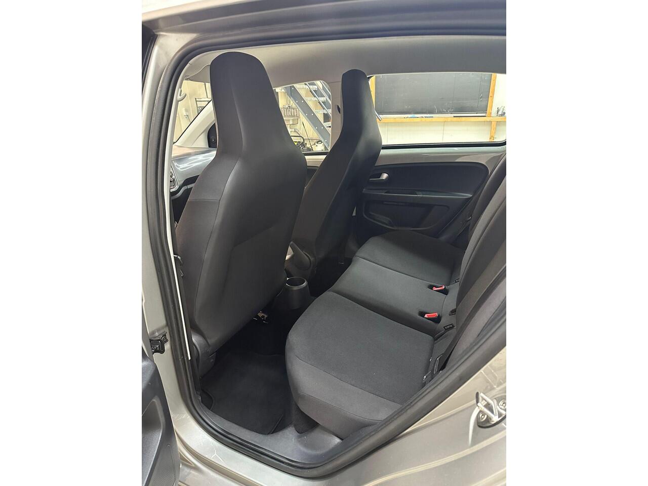 Volkswagen UP! 1.0 BMT move up! DEALER-ONDERHOUD/AIRCO/CRUISE