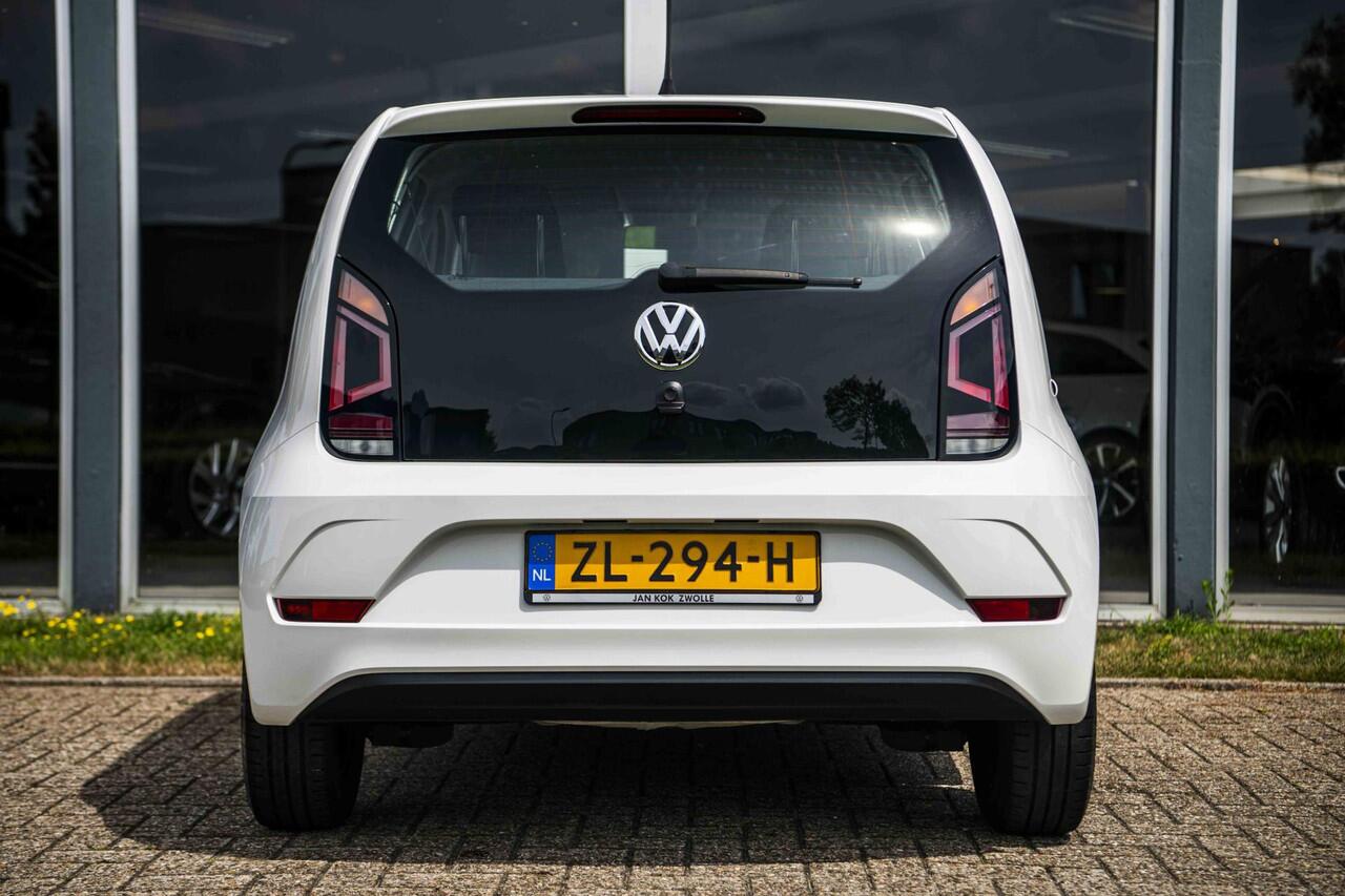 Volkswagen UP! 1.0 BMT move up! | Stoelverwarming | Airco | Maps & More
