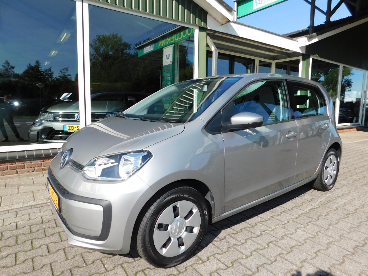 Volkswagen UP! 1.0 MPI 60PK MOVE UP! All-in Prijs! 1 jaar garanti