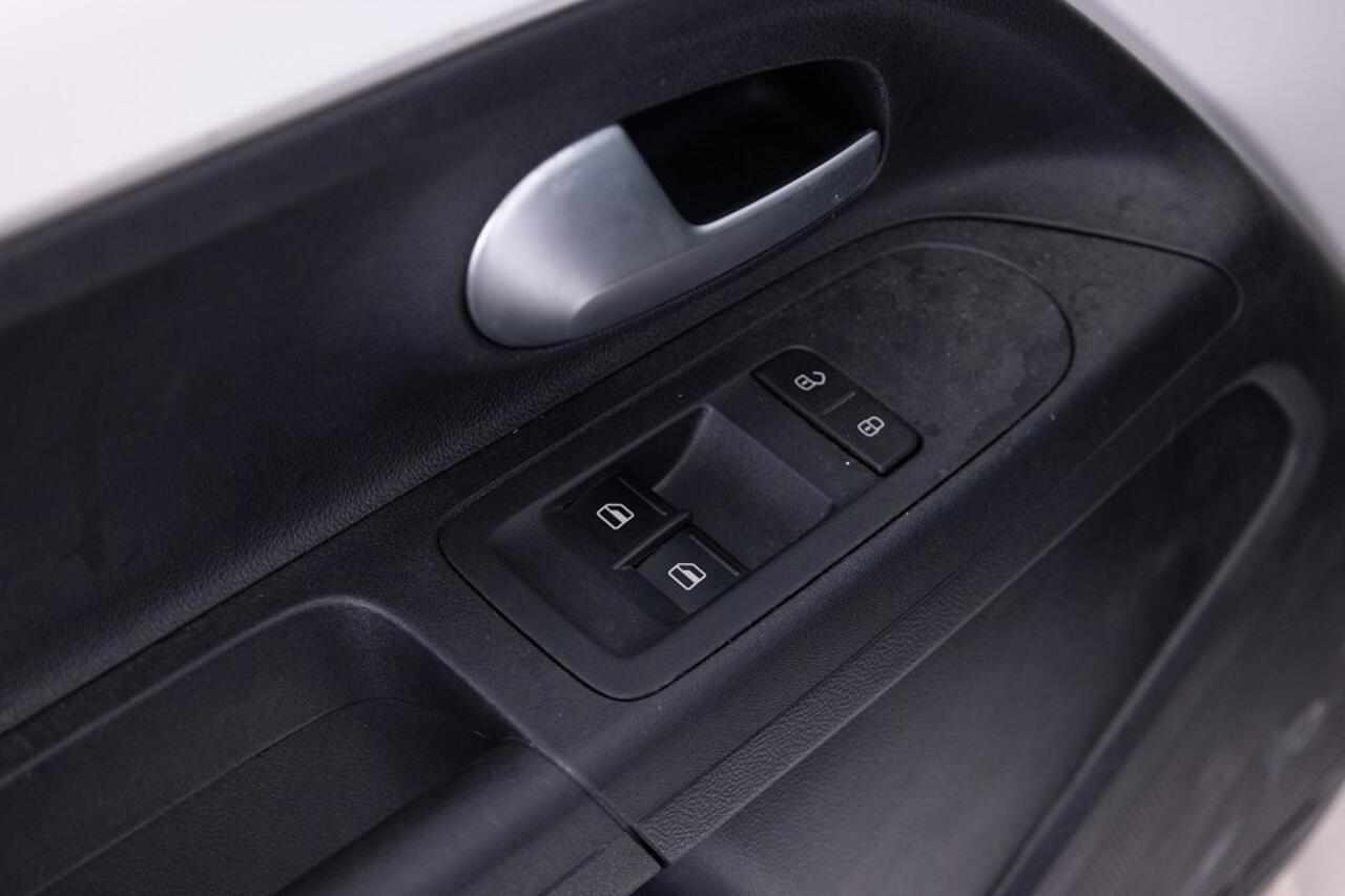 Volkswagen UP! 1.0 EcoFuel move up! 5drs **AARDGAS** | AIRCO | ? 1e Eigenaar