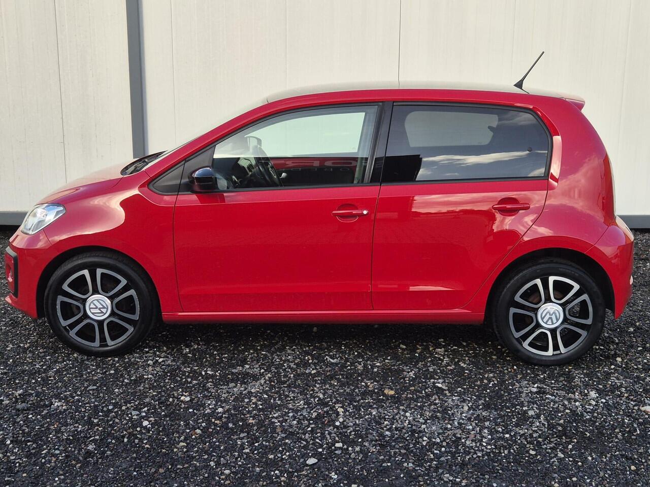 Volkswagen UP! 1.0 Color UP! CruiseControl en AIRCO